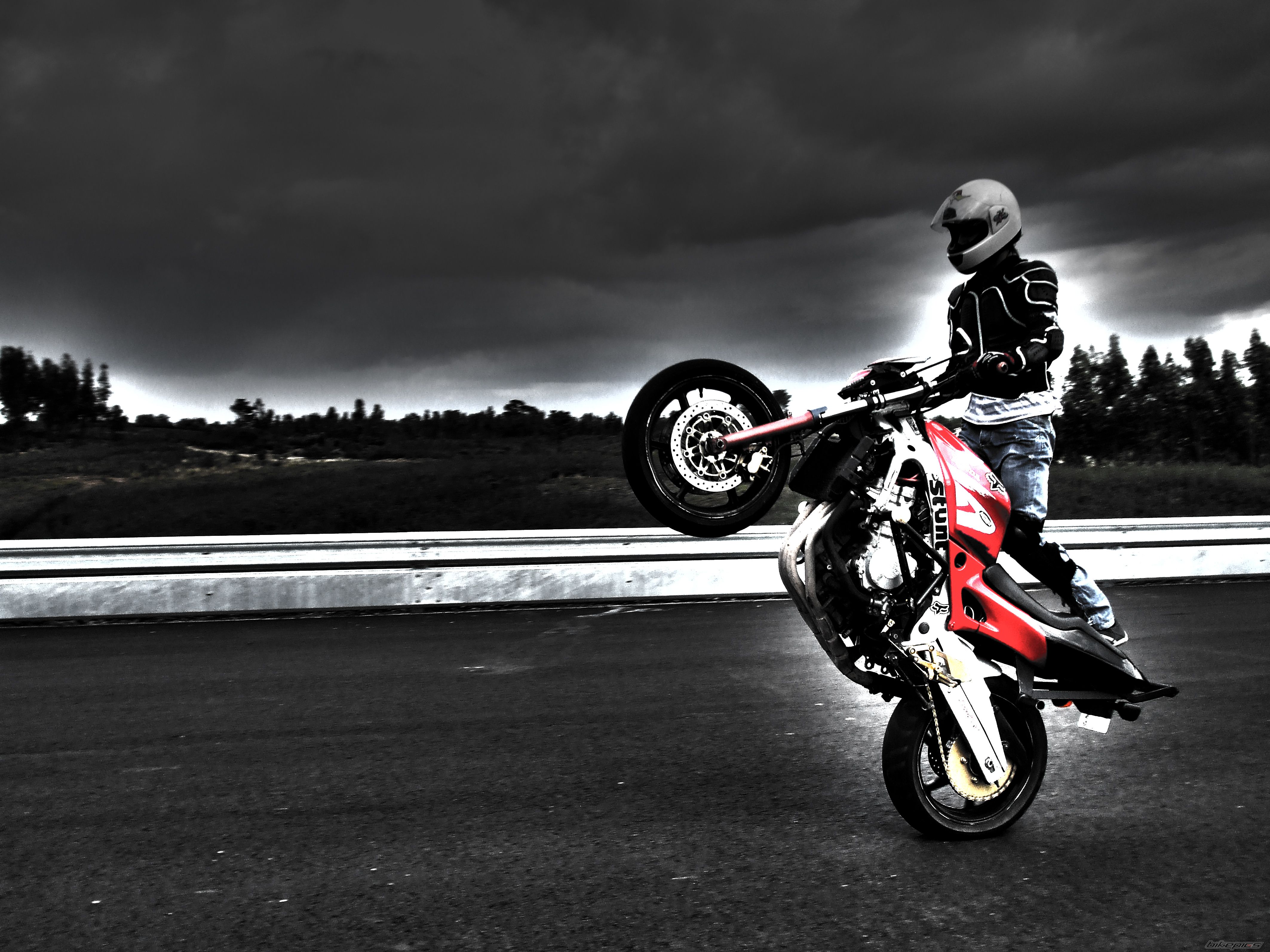 Photo 2474924