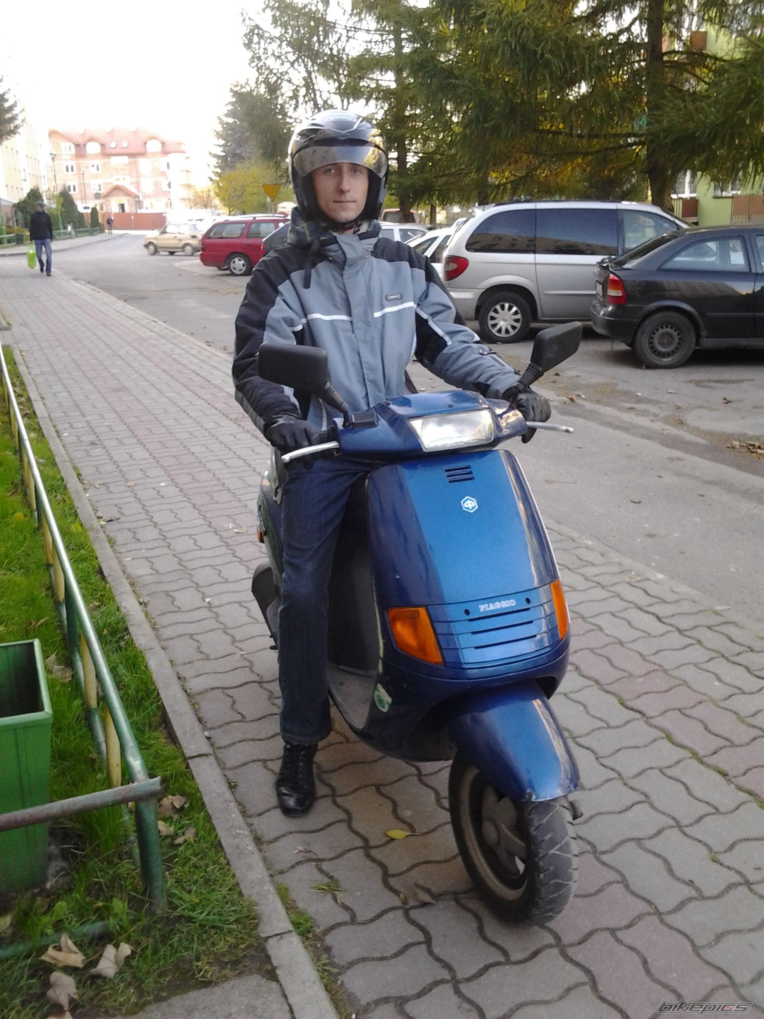 Photo 2475044