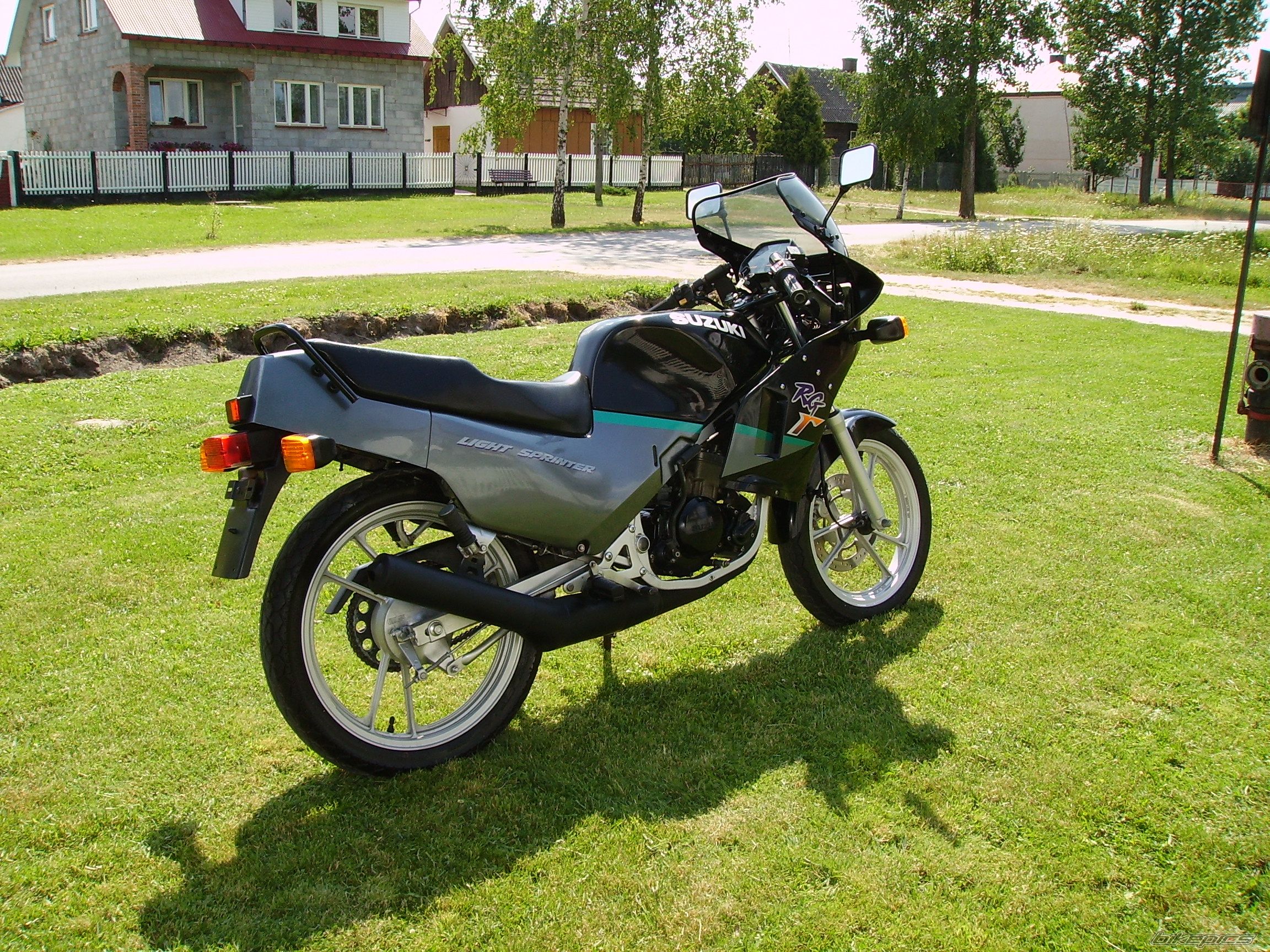 Photo 2475376