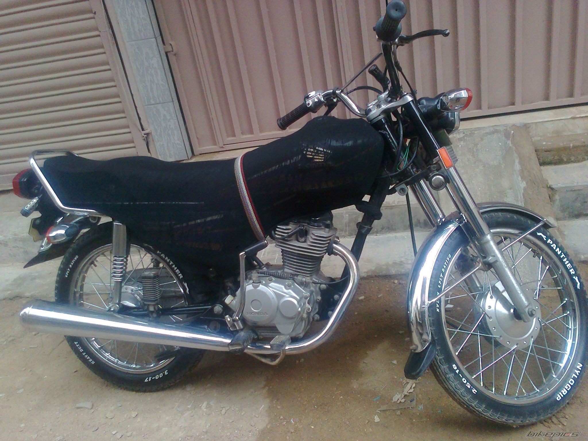 Photo 2475468