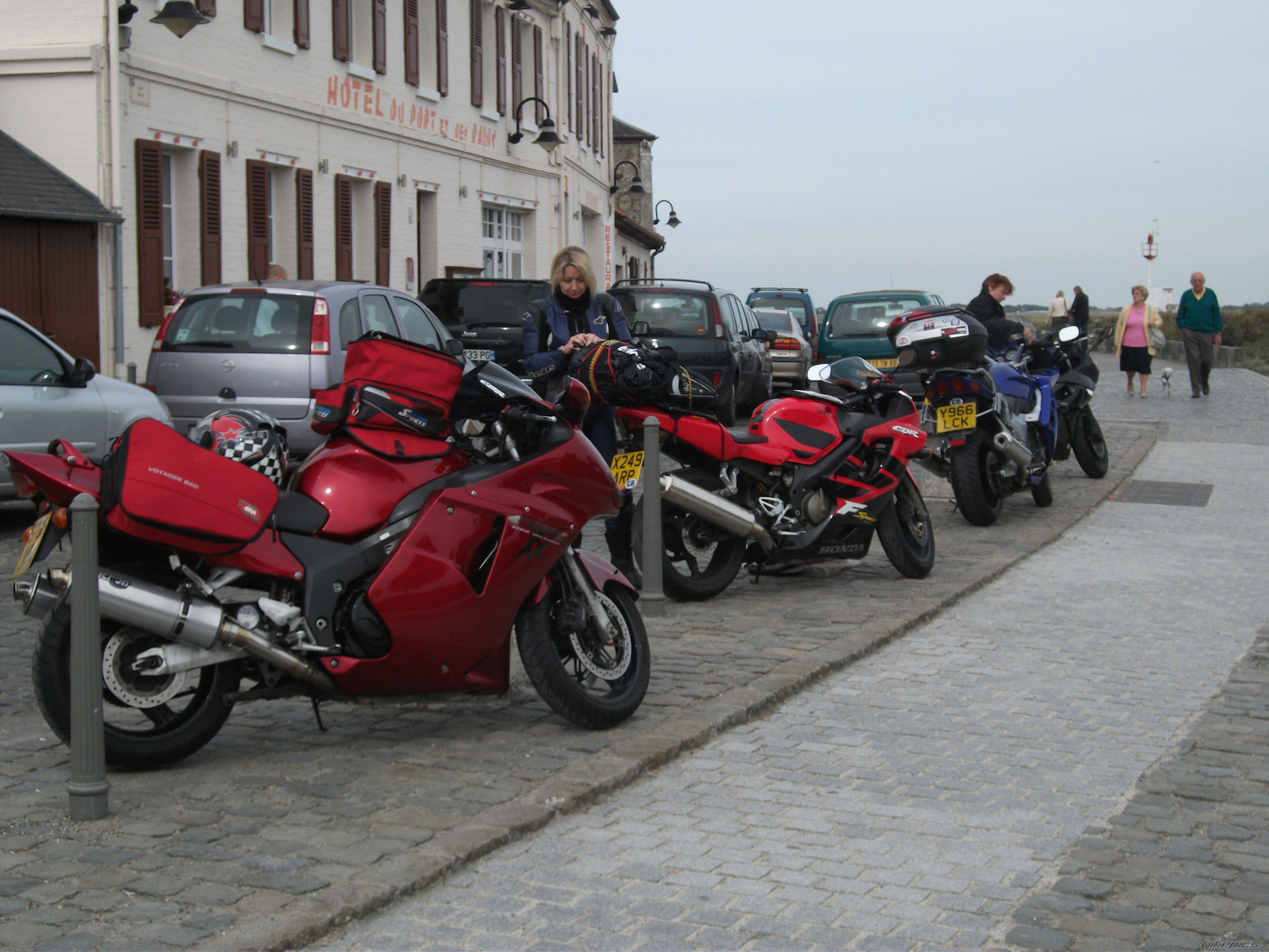 Photo 2475546