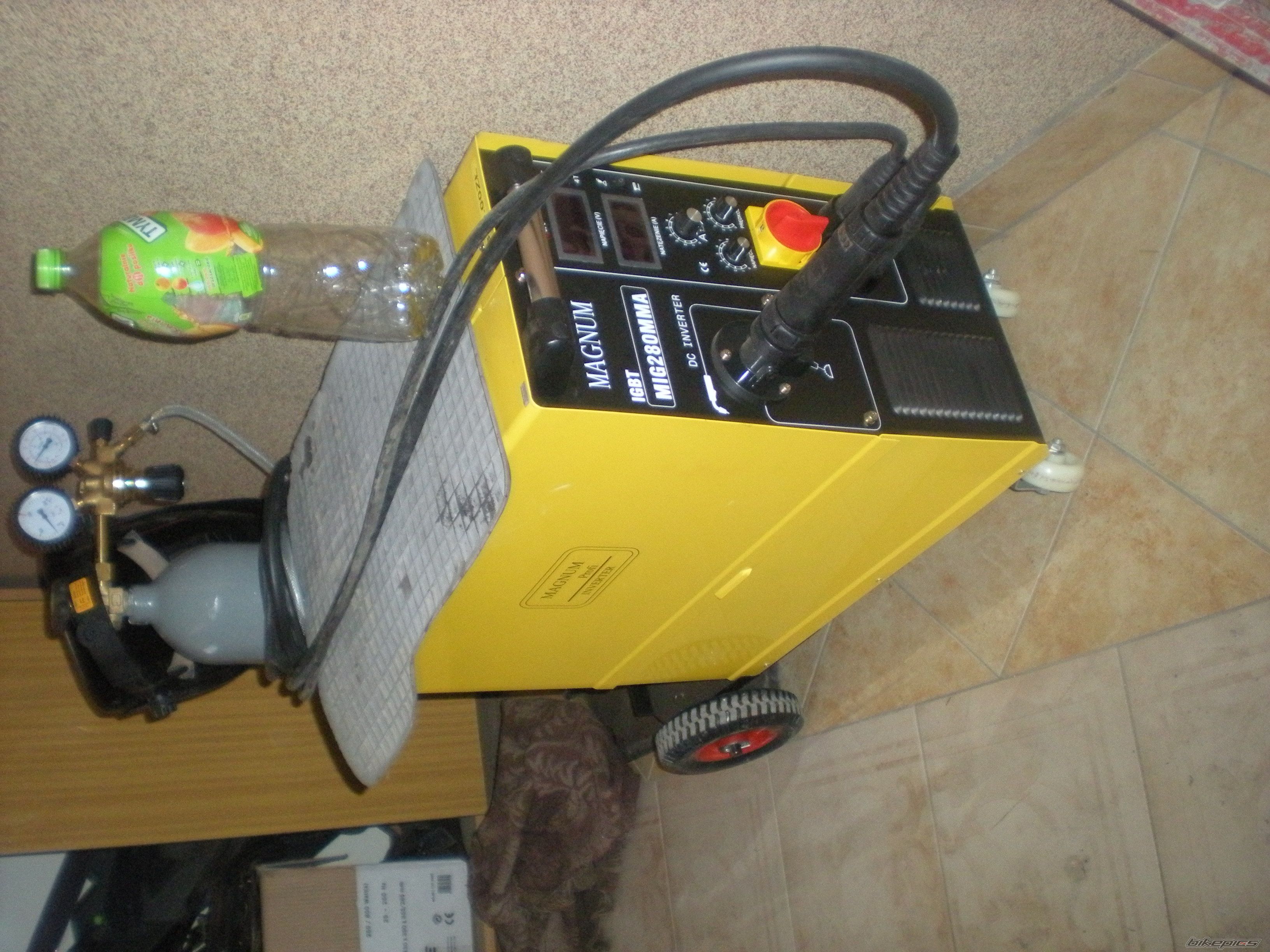 Photo 2475576