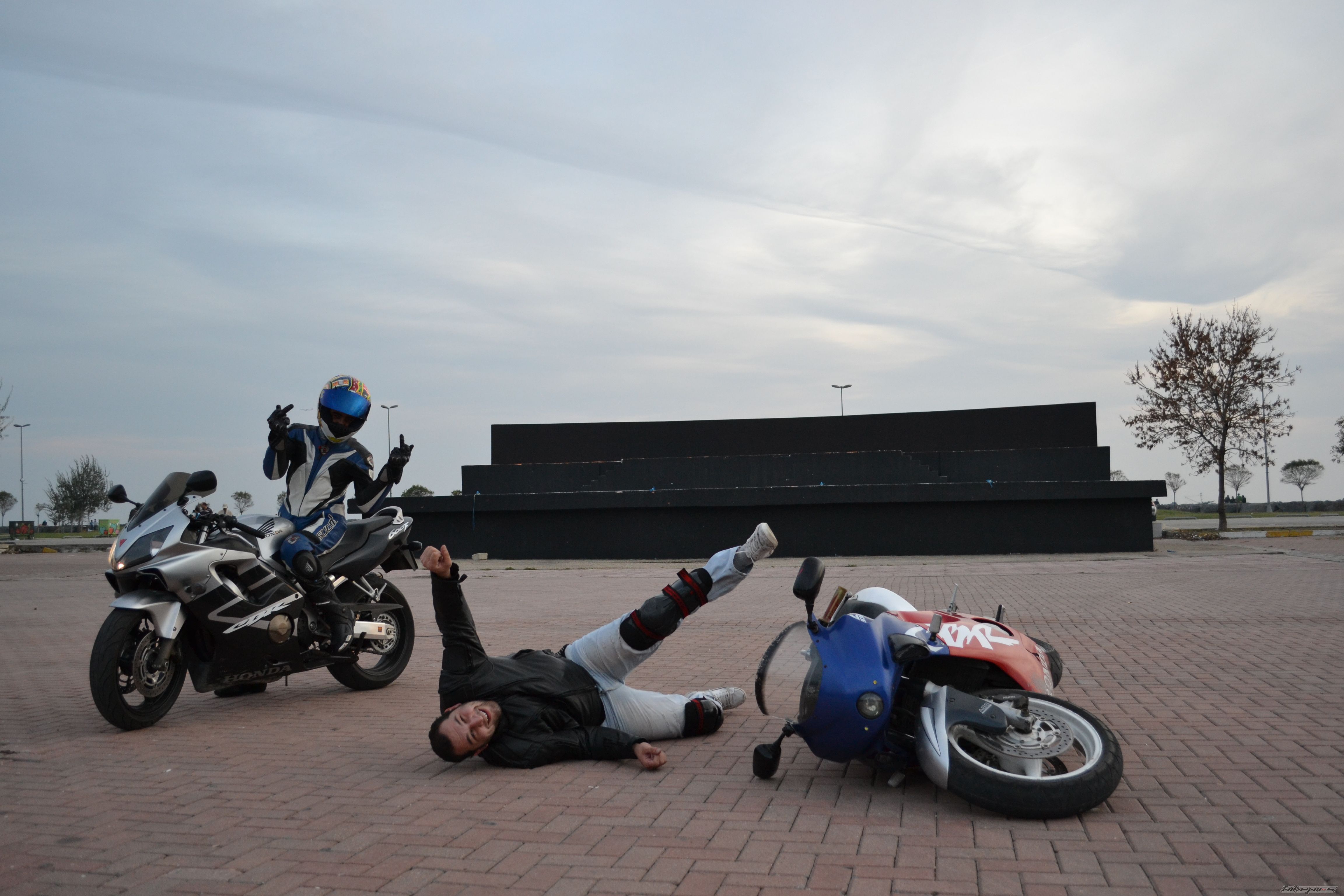 Photo 2475659
