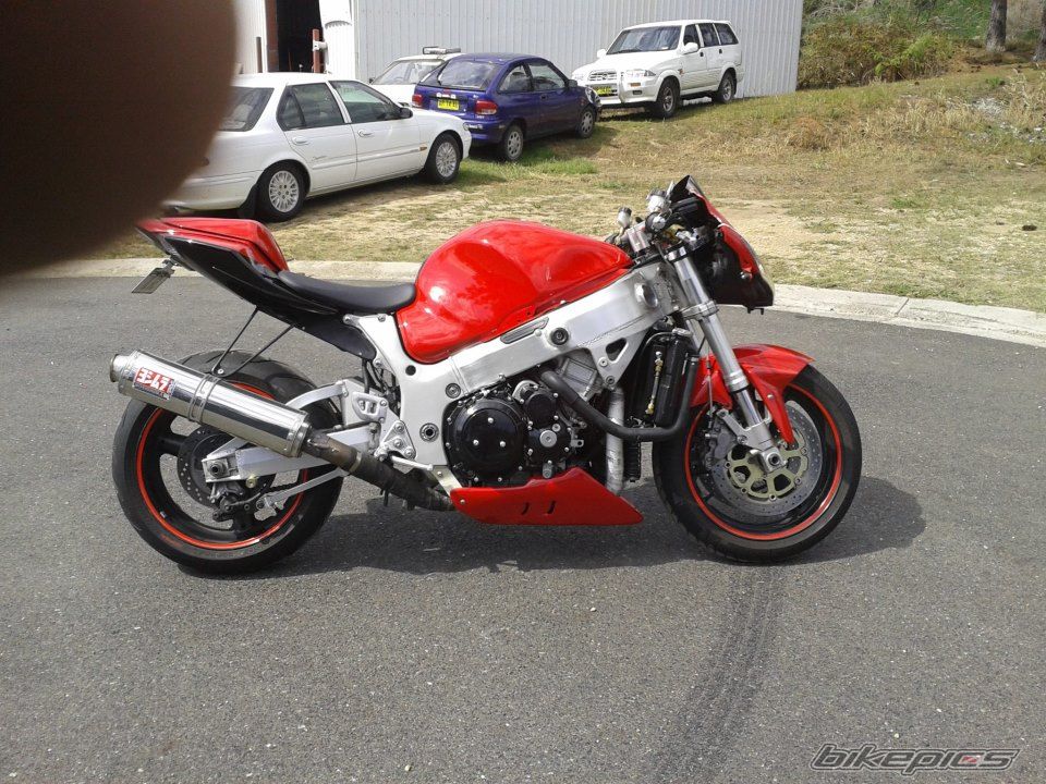 Photo 2475893