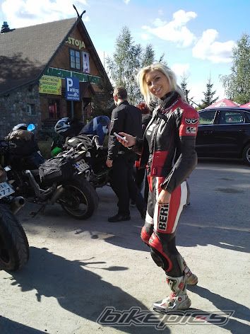 Photo 2475906