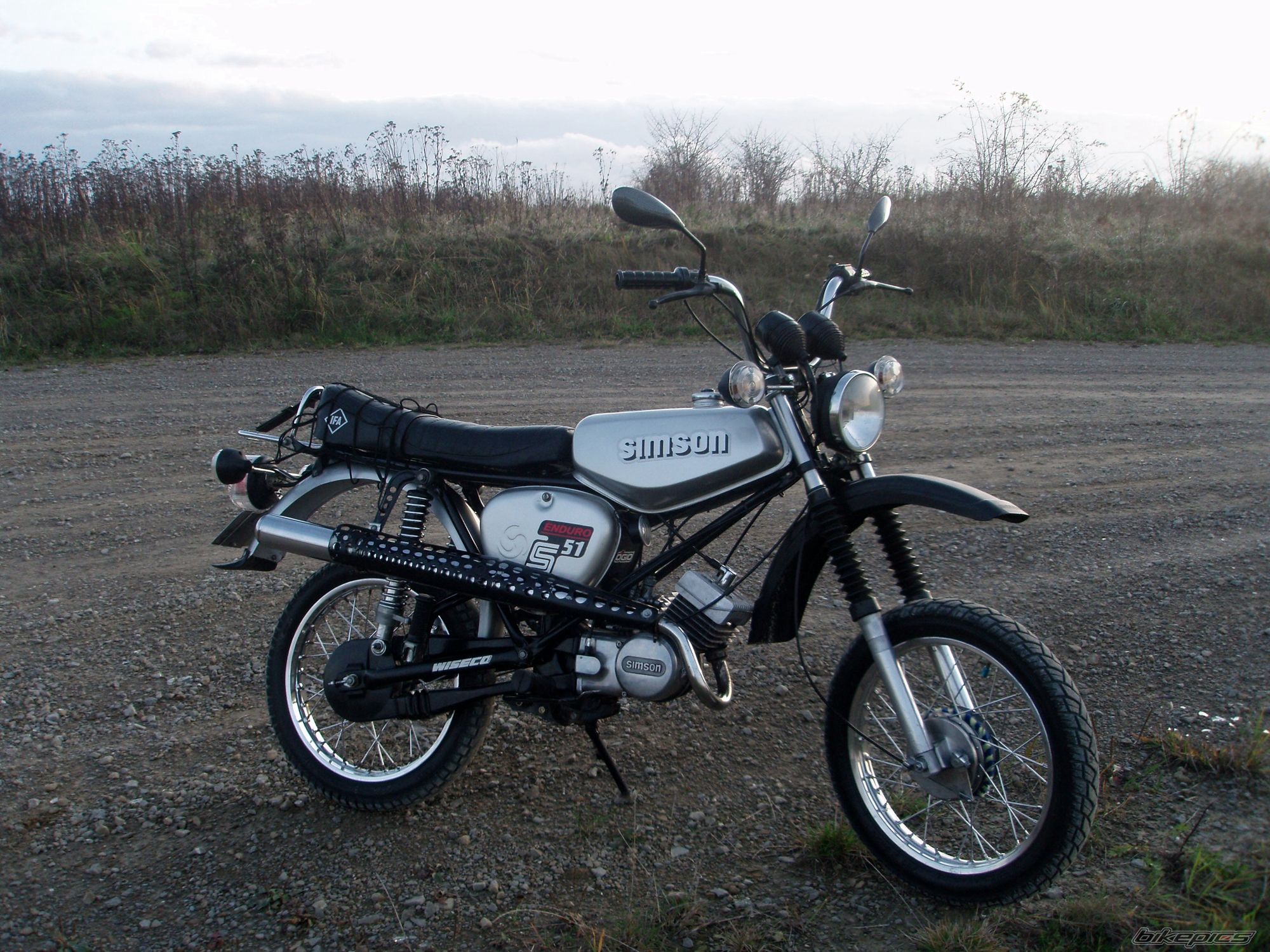 Photo 2475966