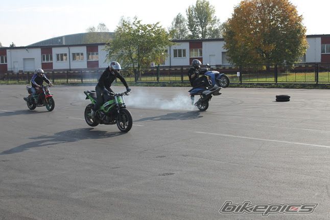 Photo 2475999