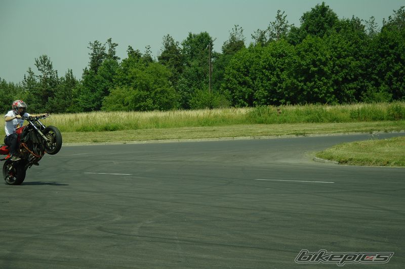 Photo 2476025