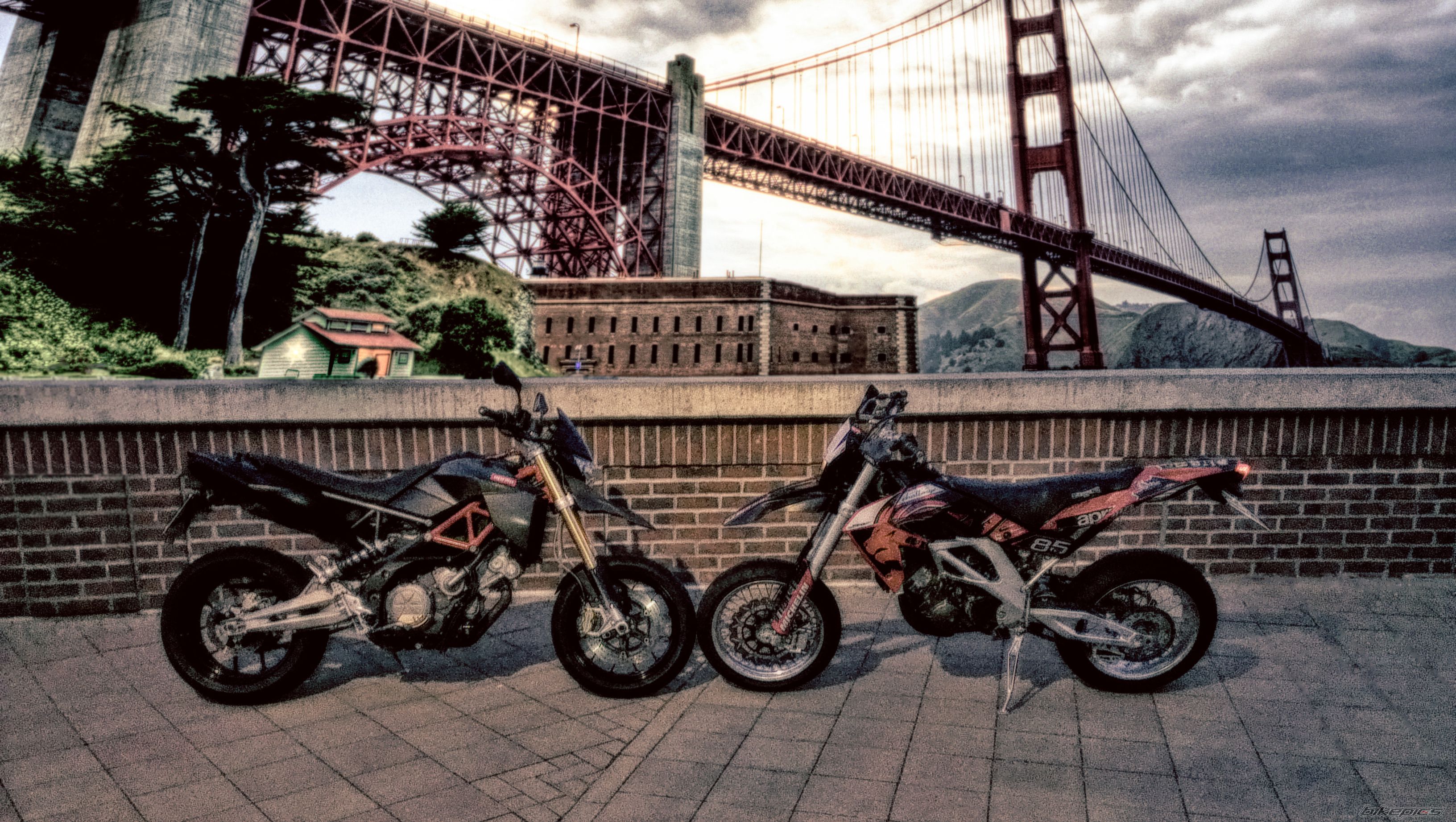Photo 2476744