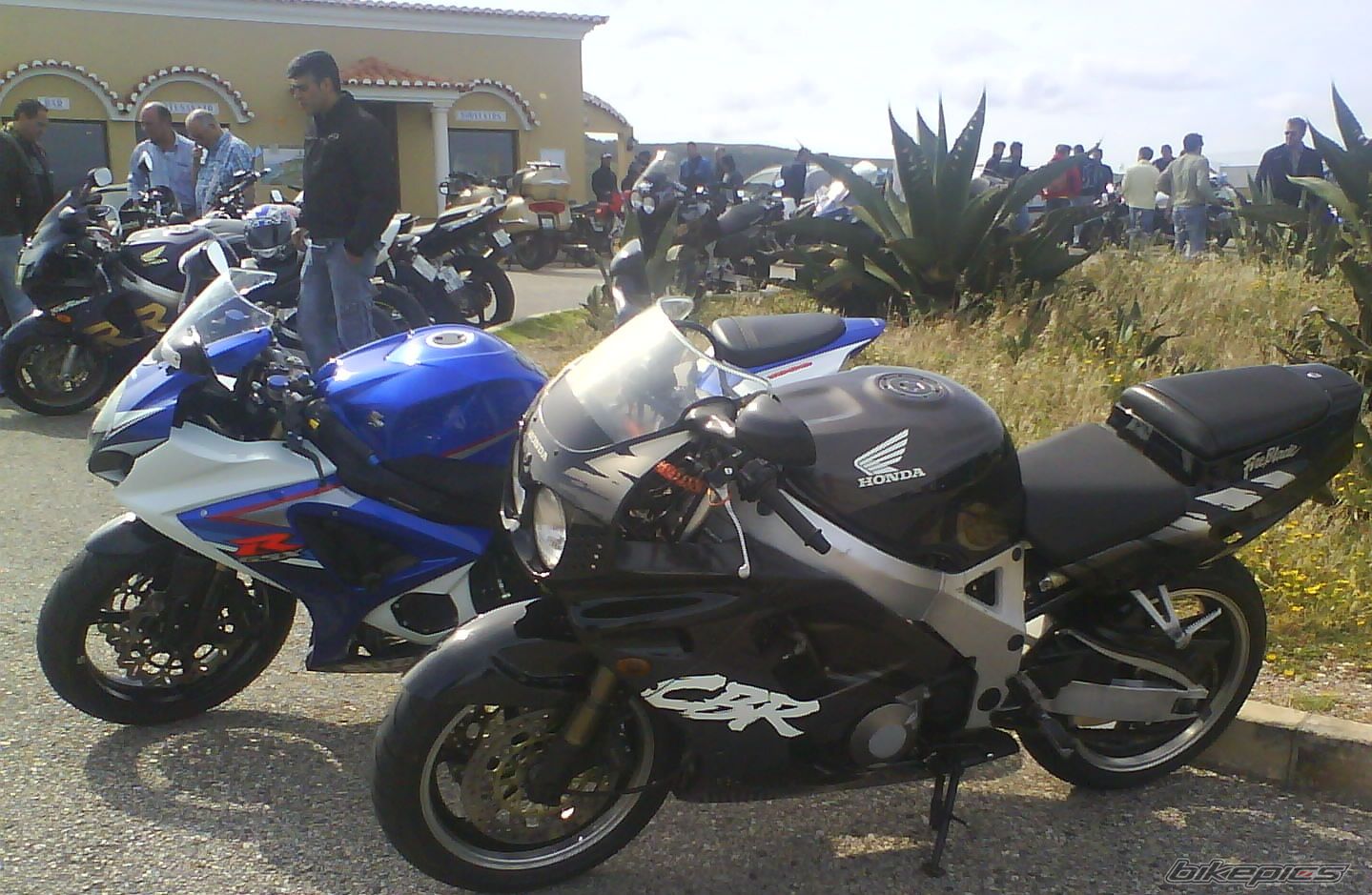 Photo 2476869