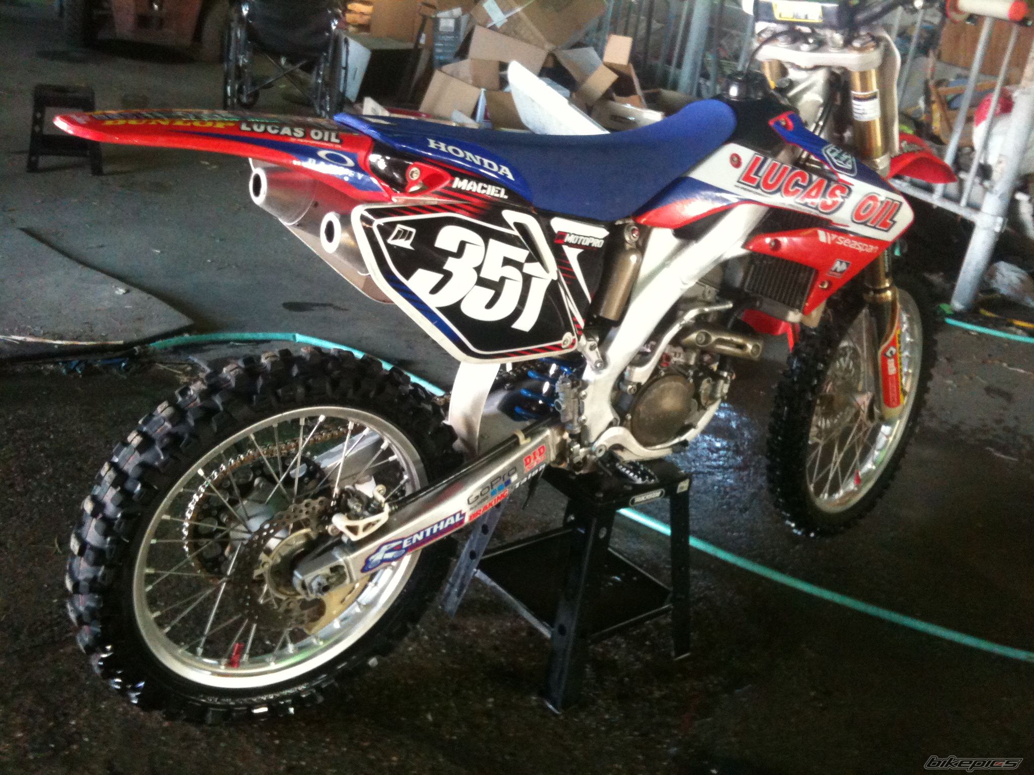 Photo 2476880