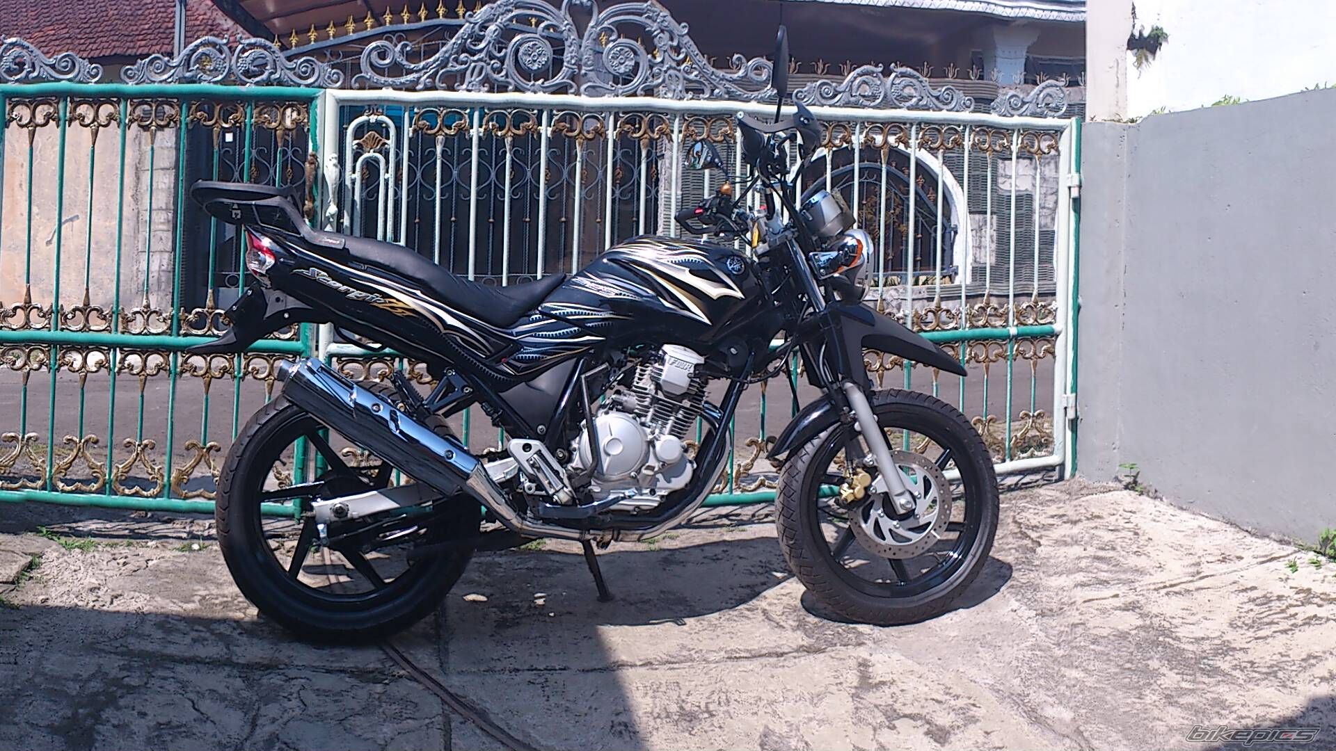 Photo 2476977