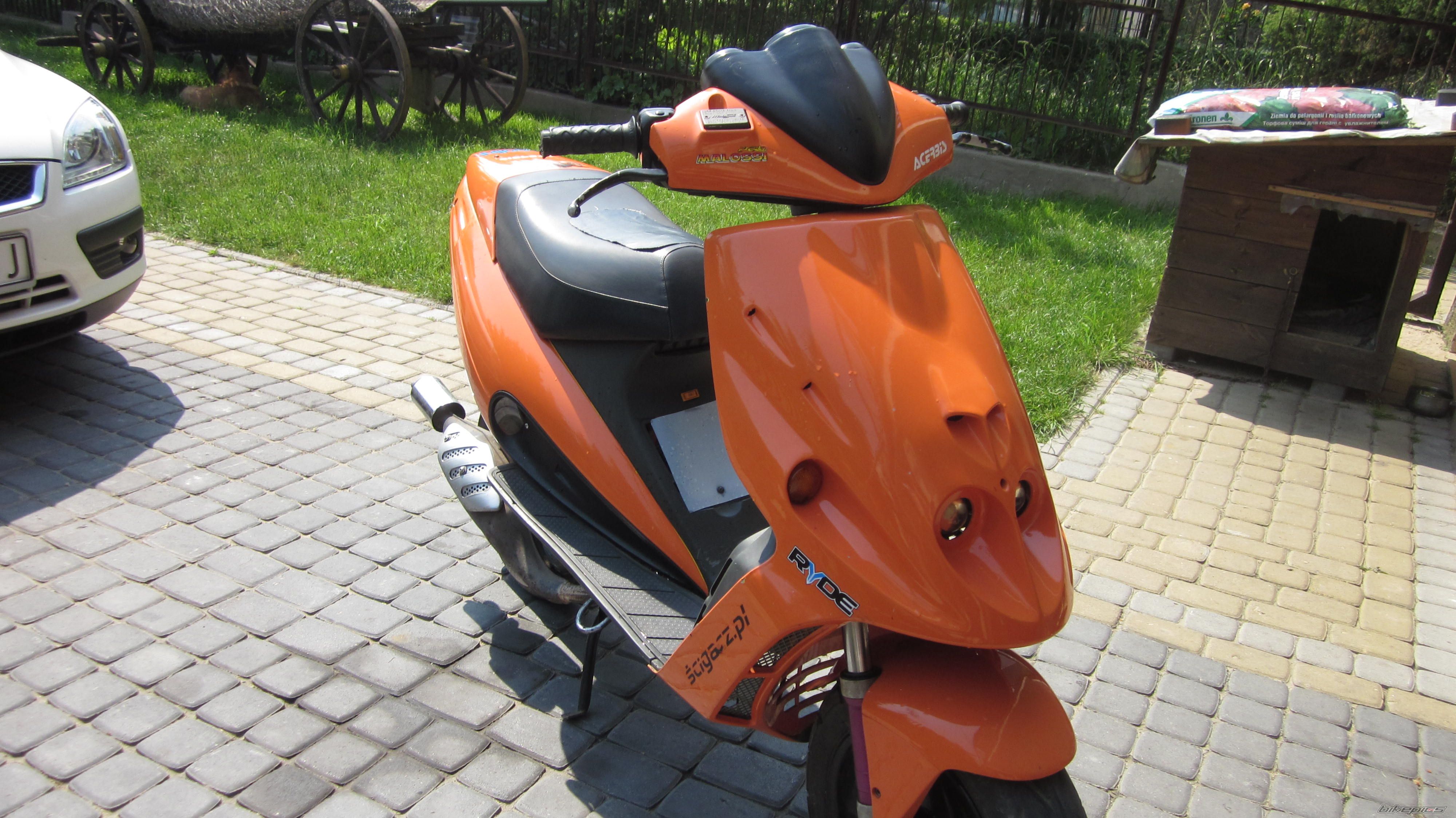 Photo 2477123