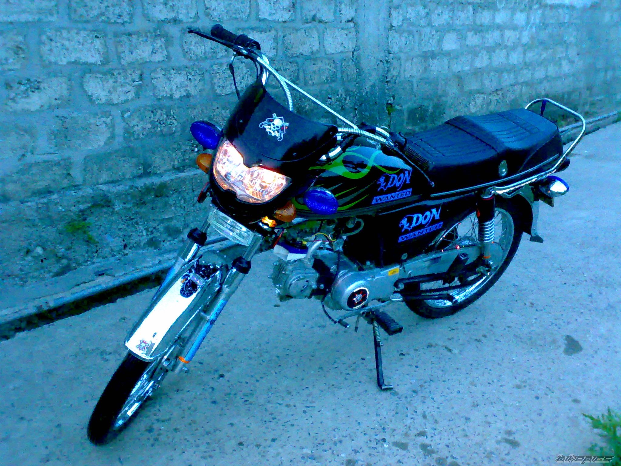 Photo 2477960