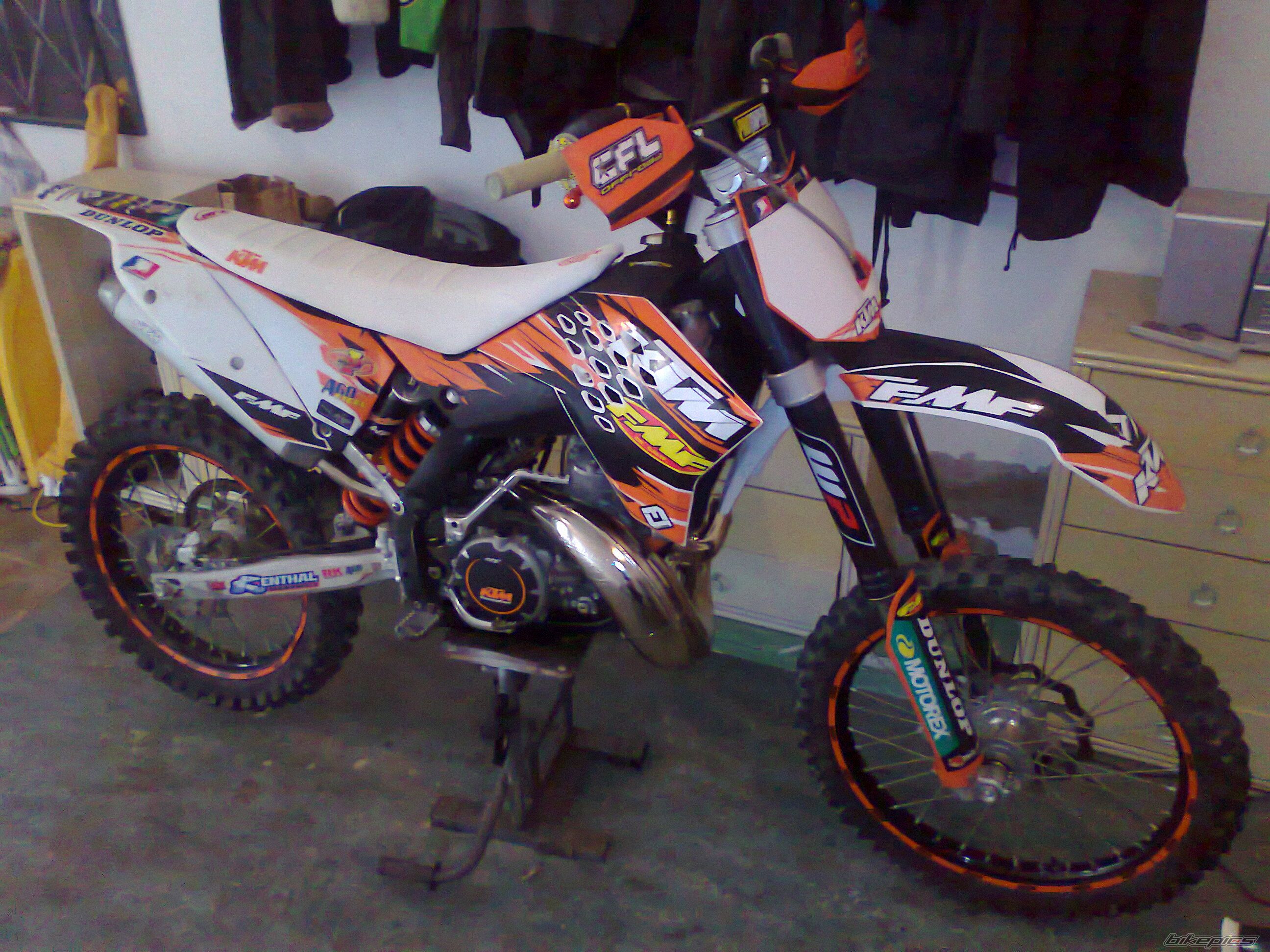 Photo 2478885