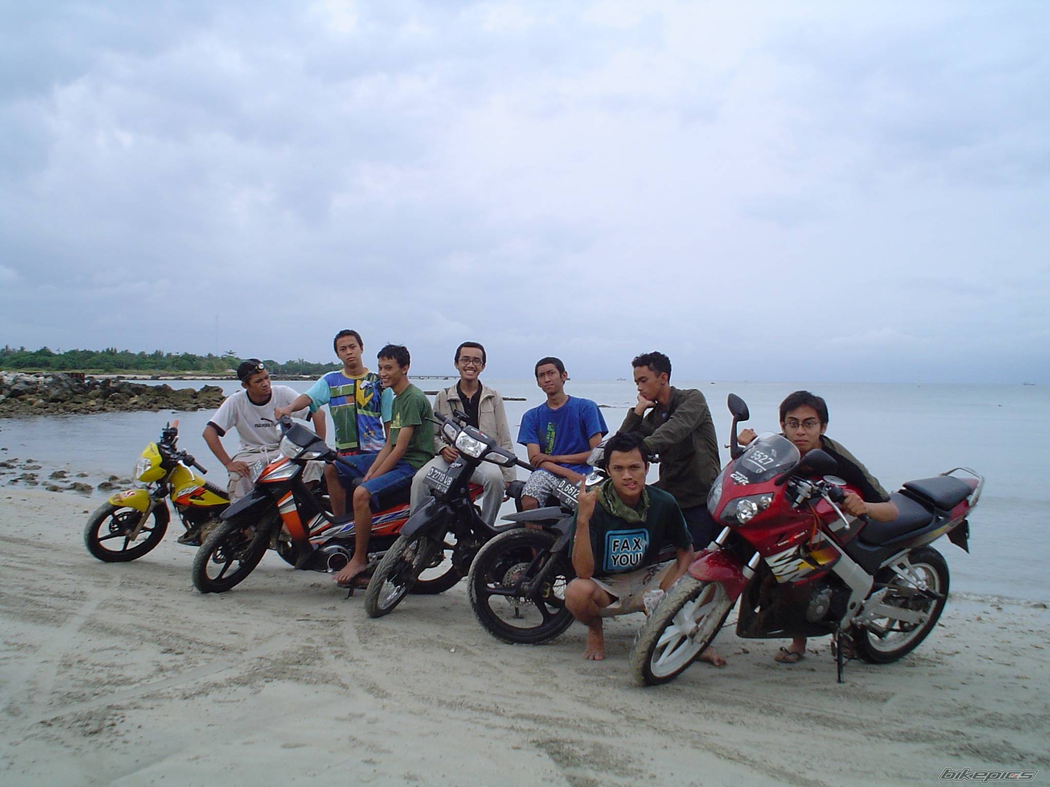 Photo 247945