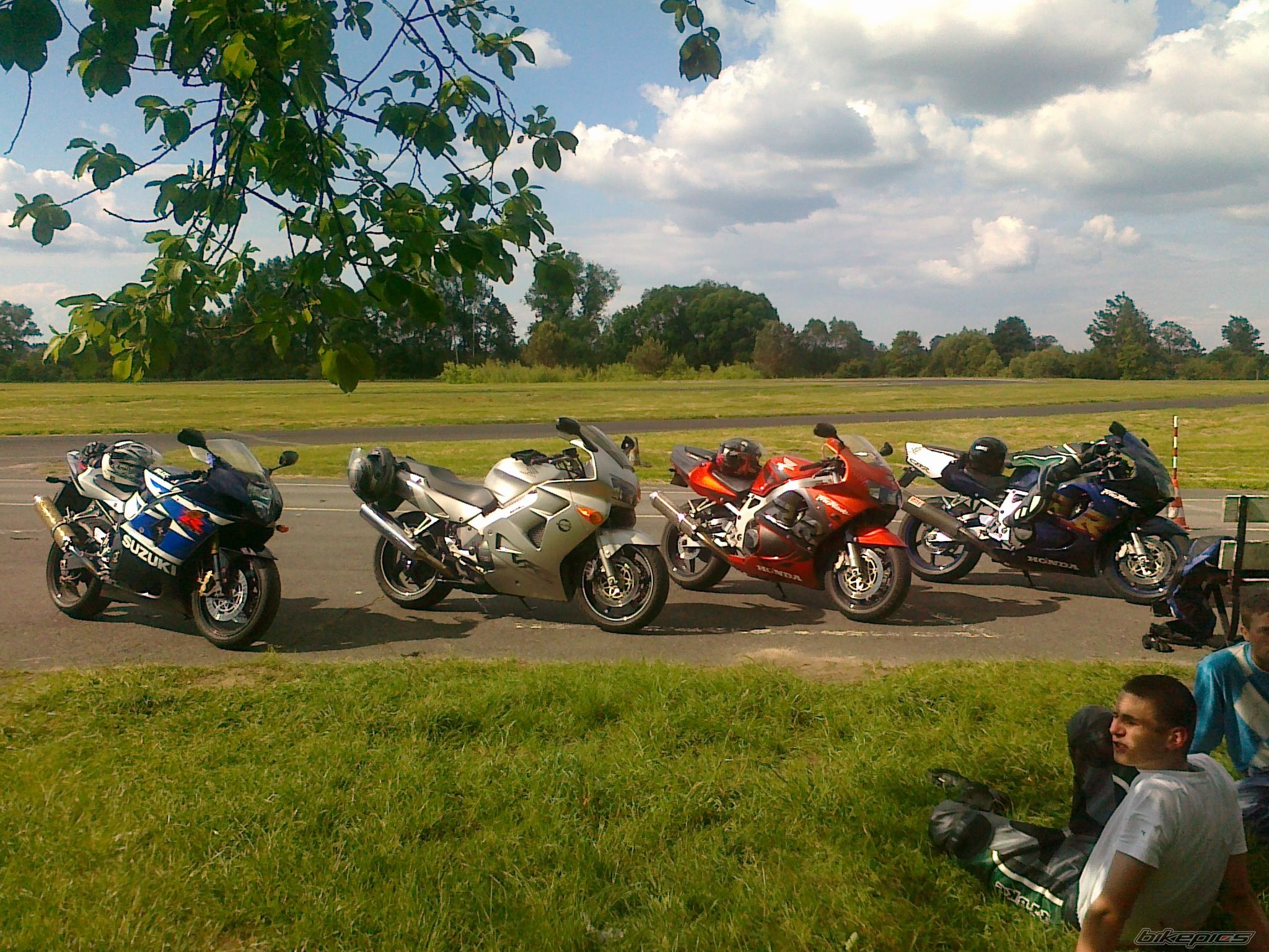 Photo 2479592