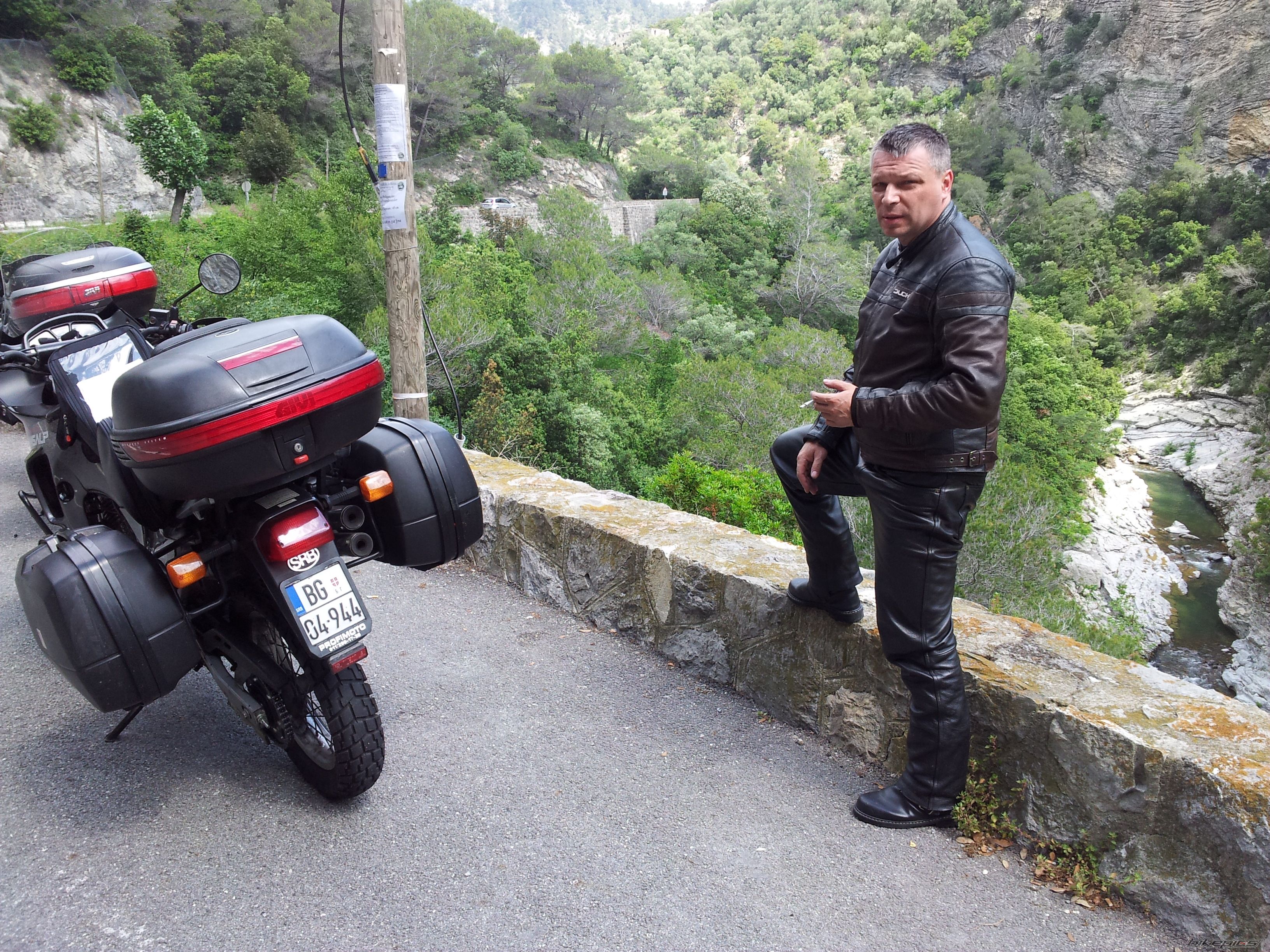 Photo 2479656