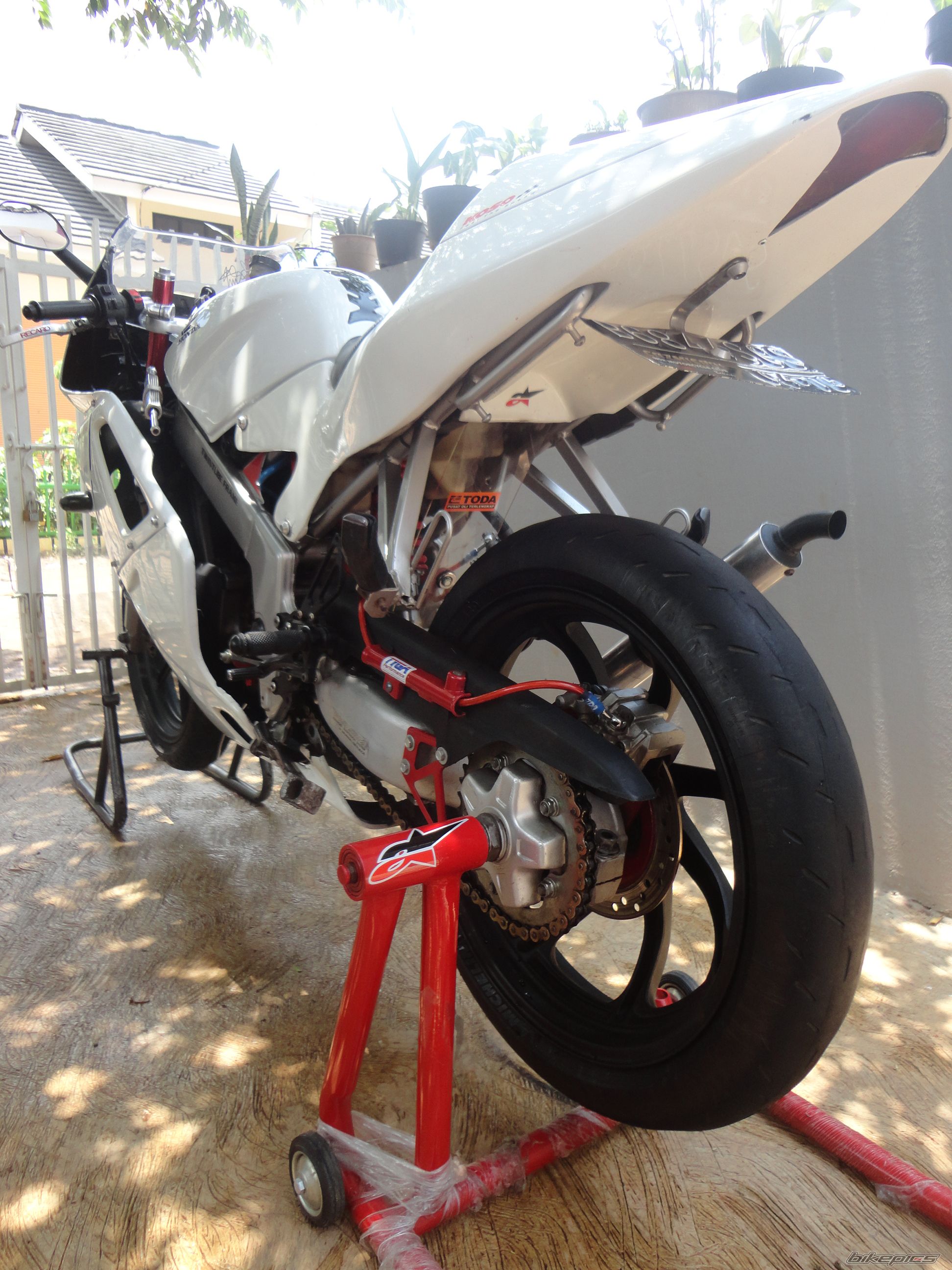 Photo 2479940