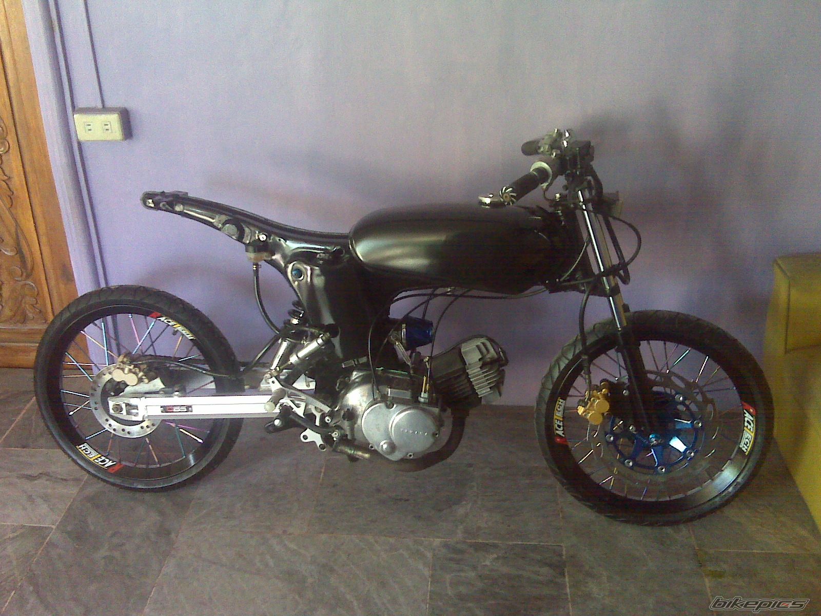 Photo 2480446