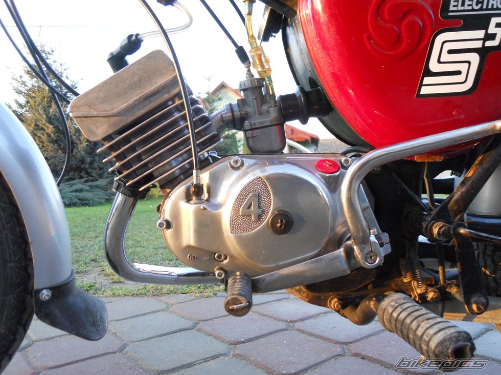 Photo 2480584
