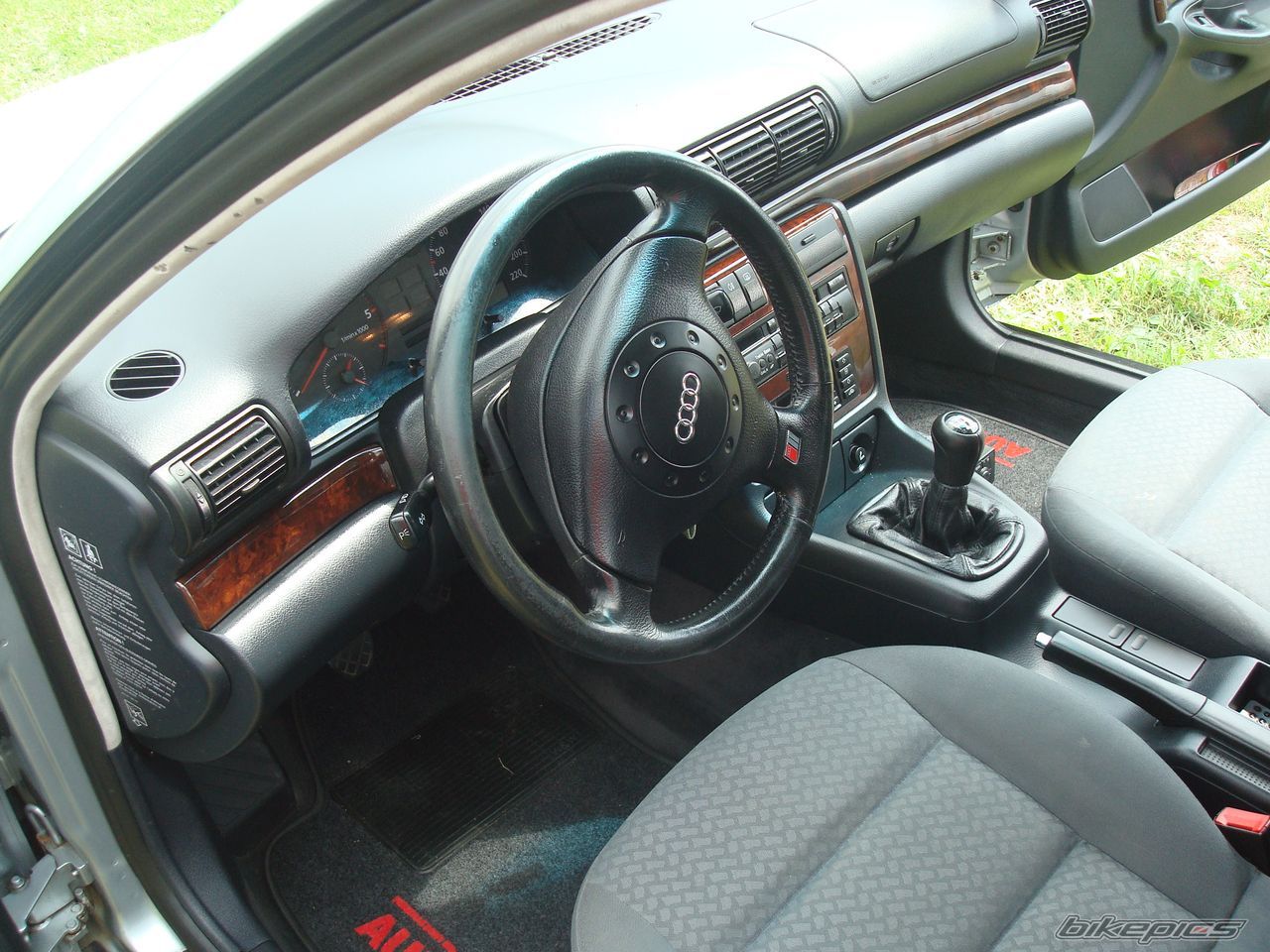 Photo 2481356