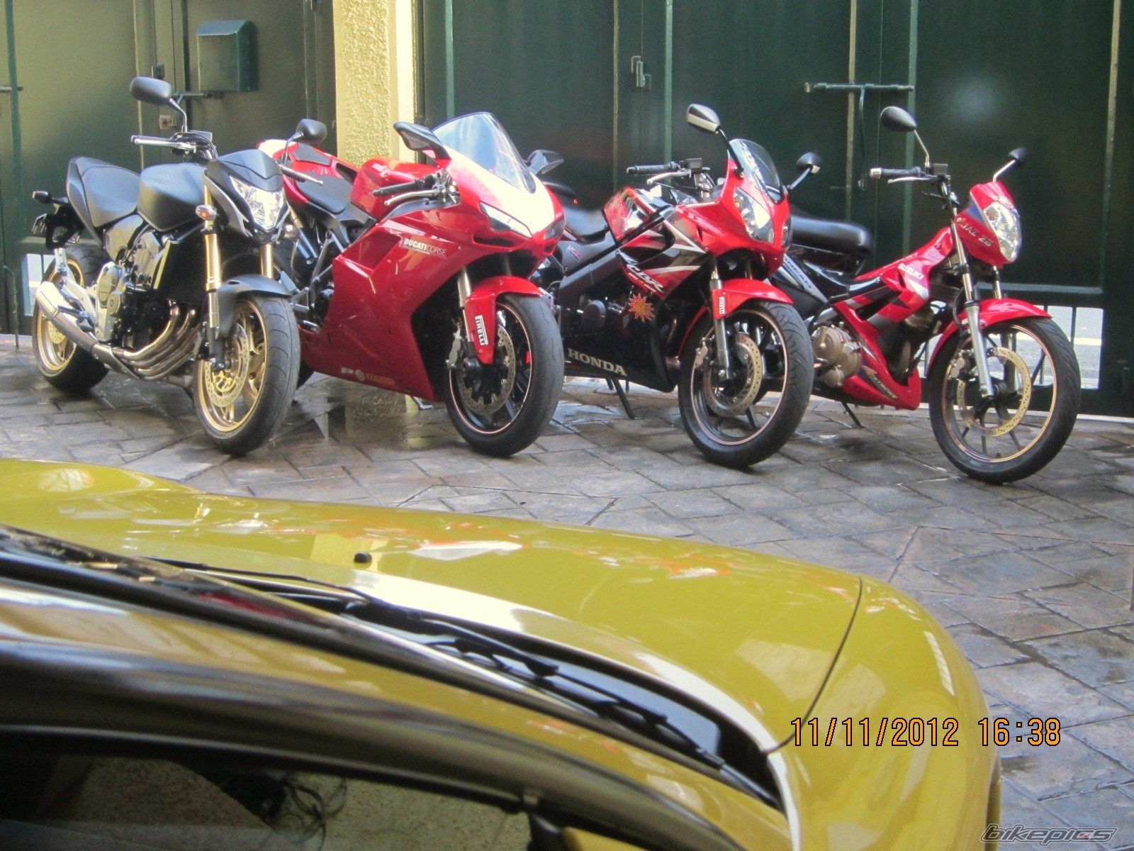 Photo 2481558