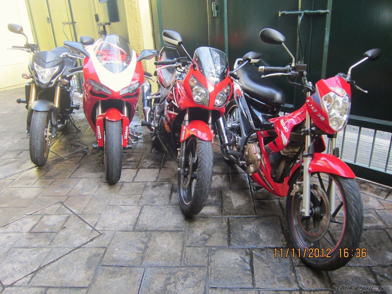 Photo 2481562