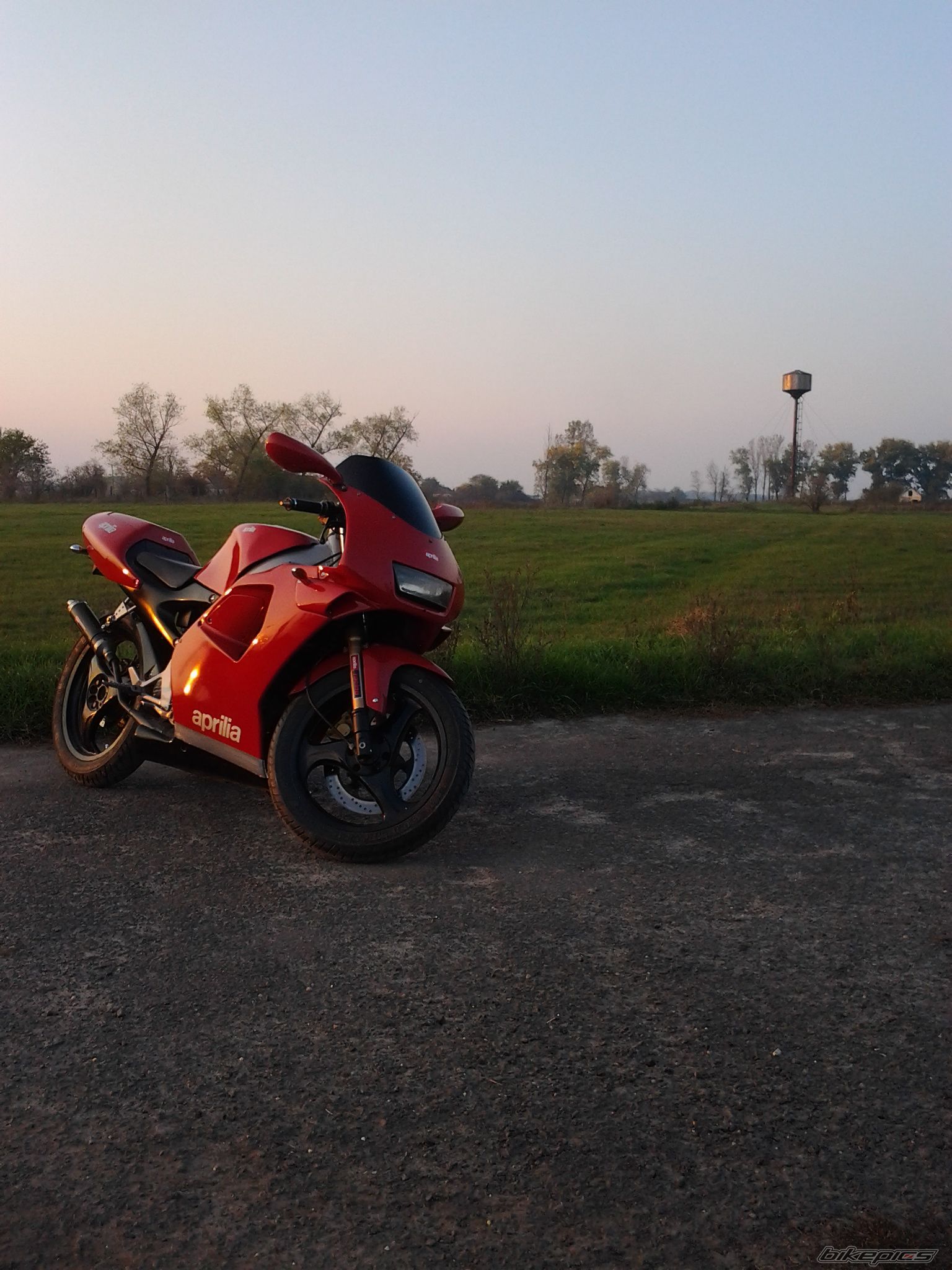 Photo 2481638