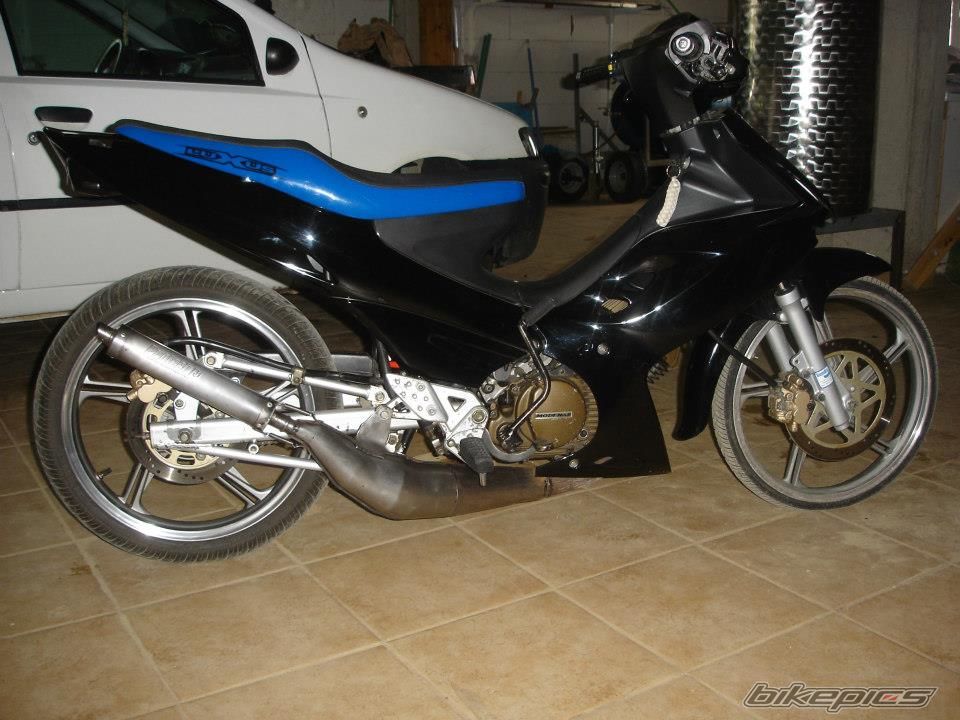 Photo 2481999