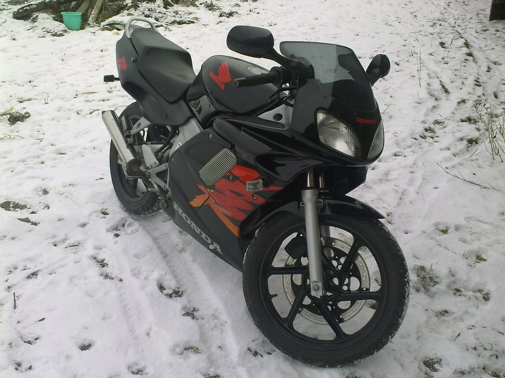 Photo 2482610