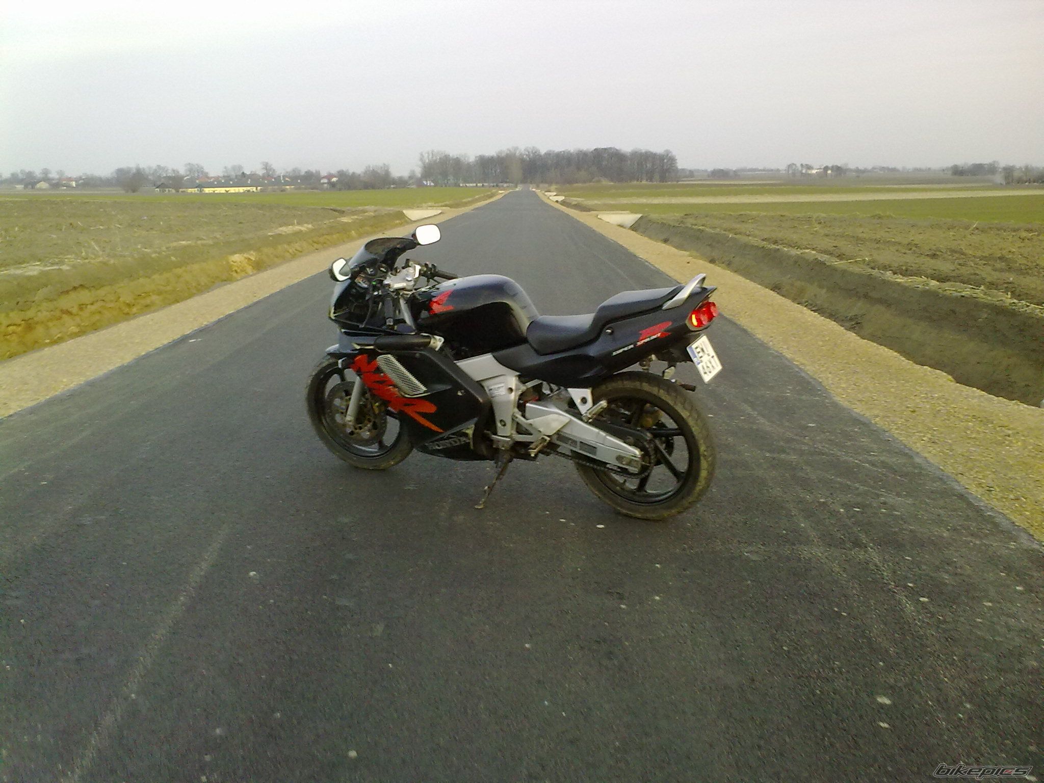 Photo 2482630