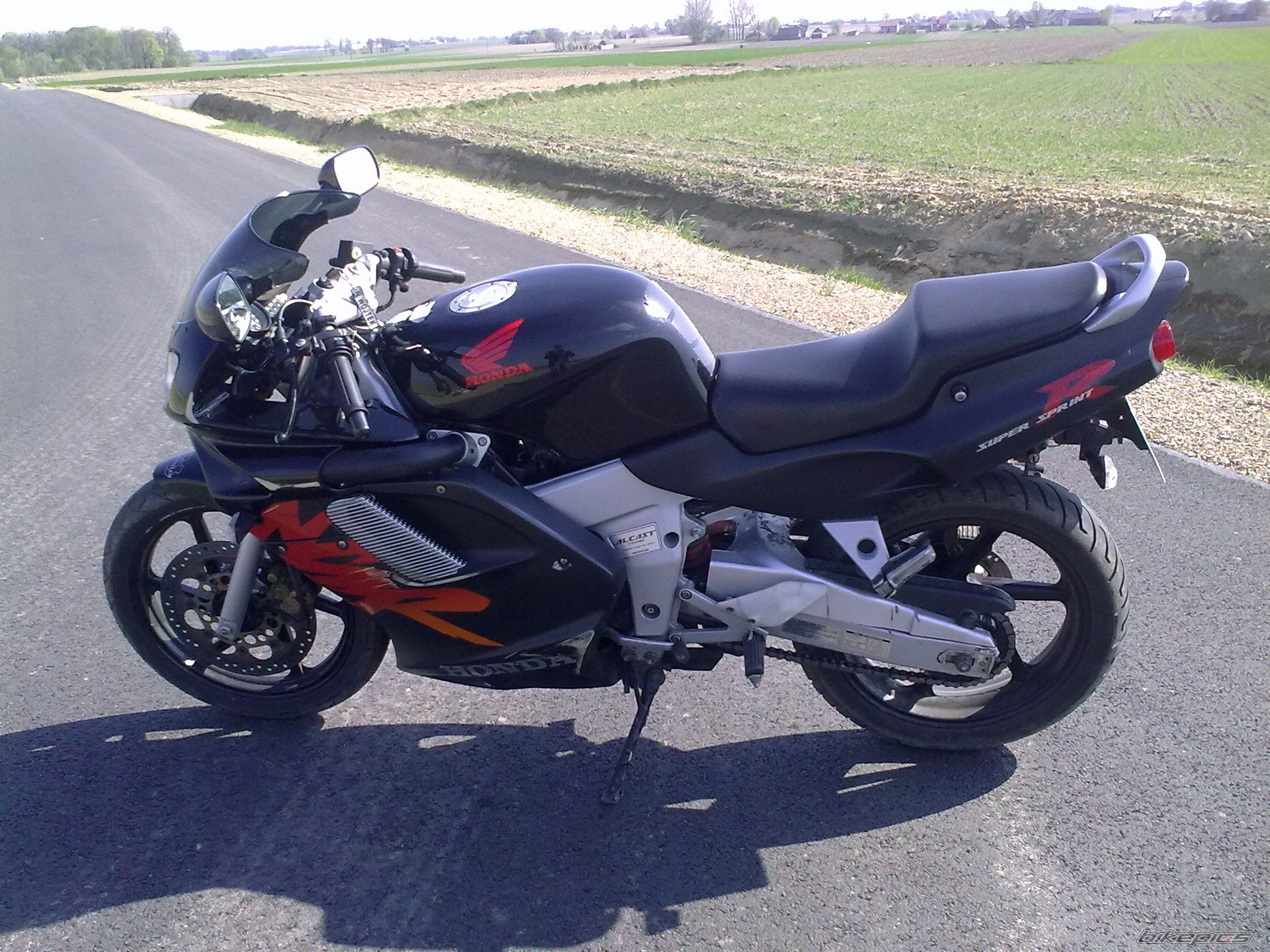 Photo 2482635