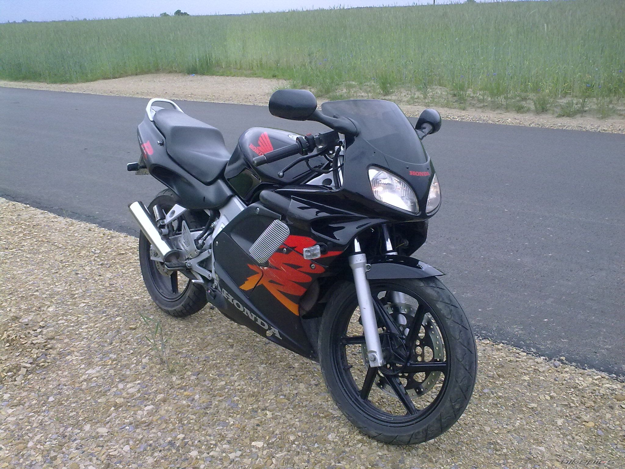 Photo 2482720