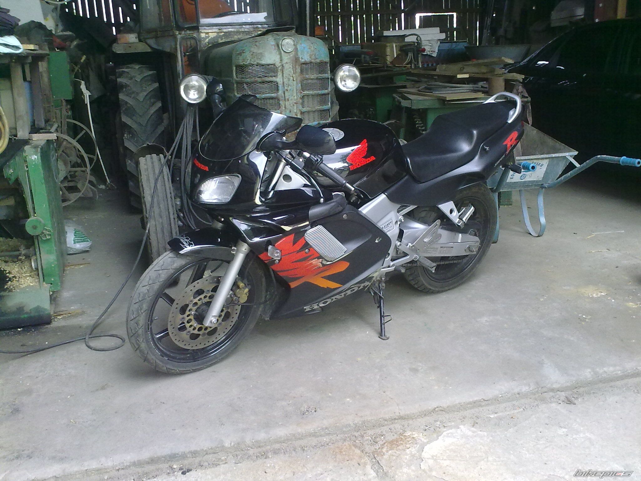 Photo 2482730