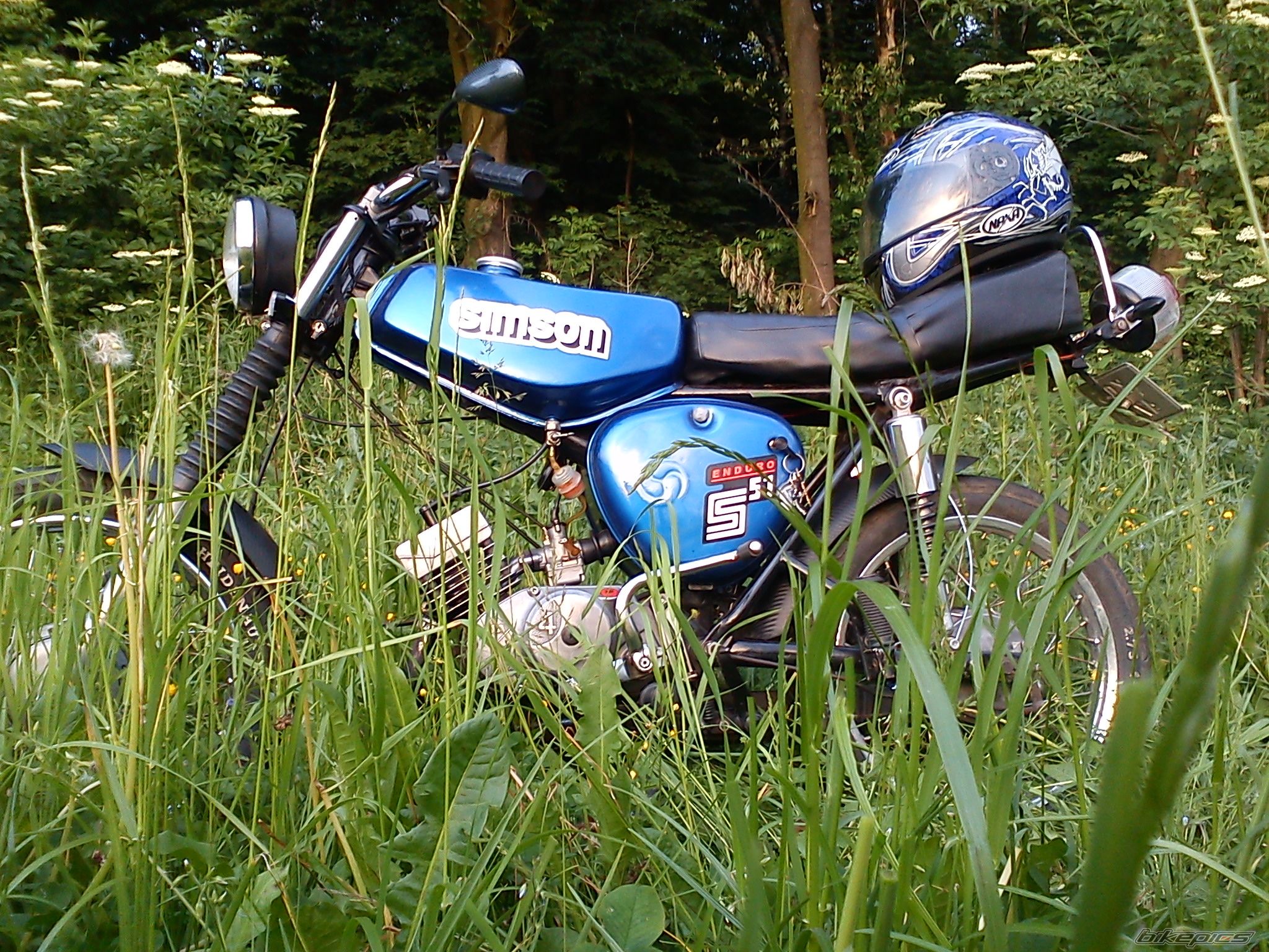 Photo 2483682