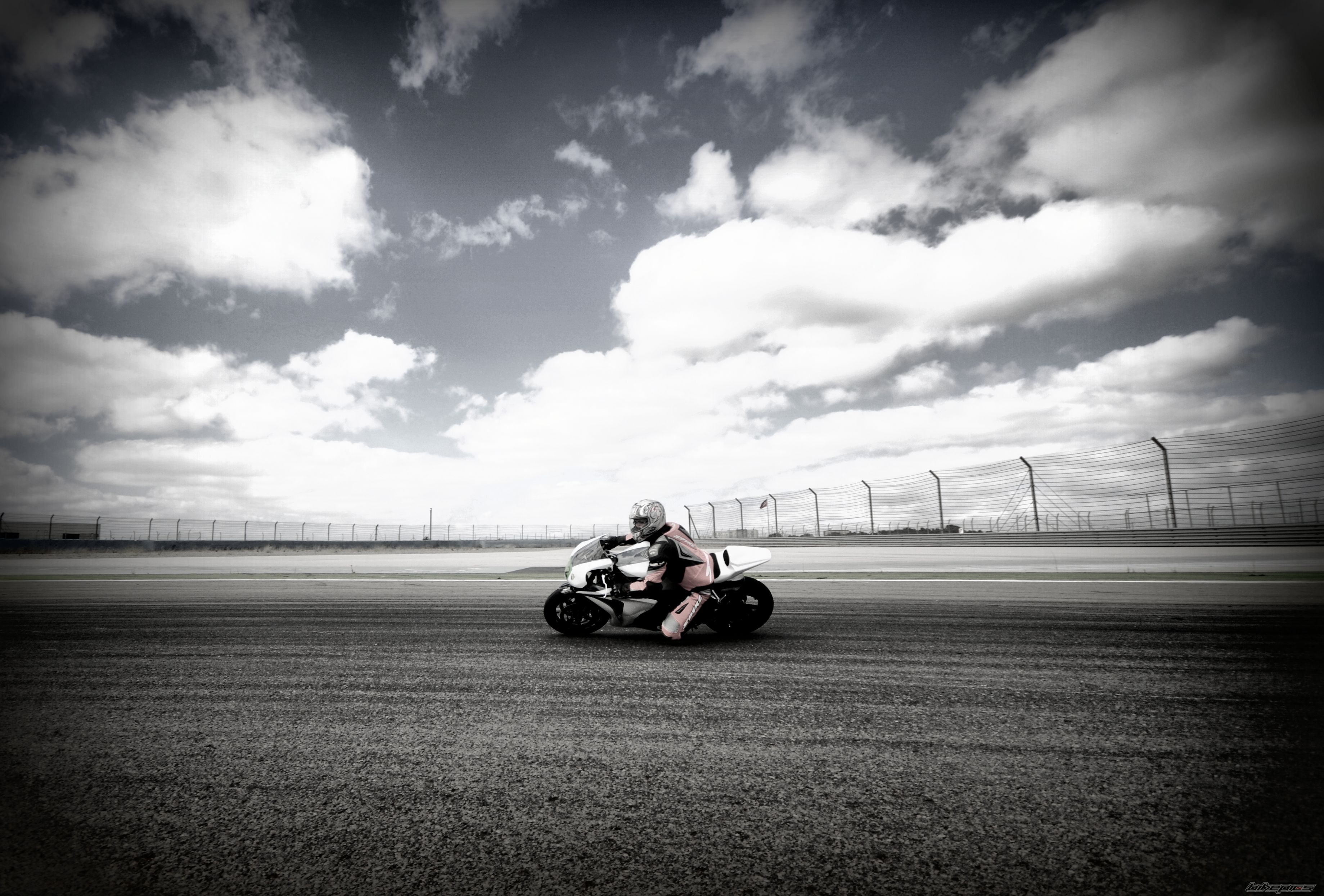 Bike Photo 2485776