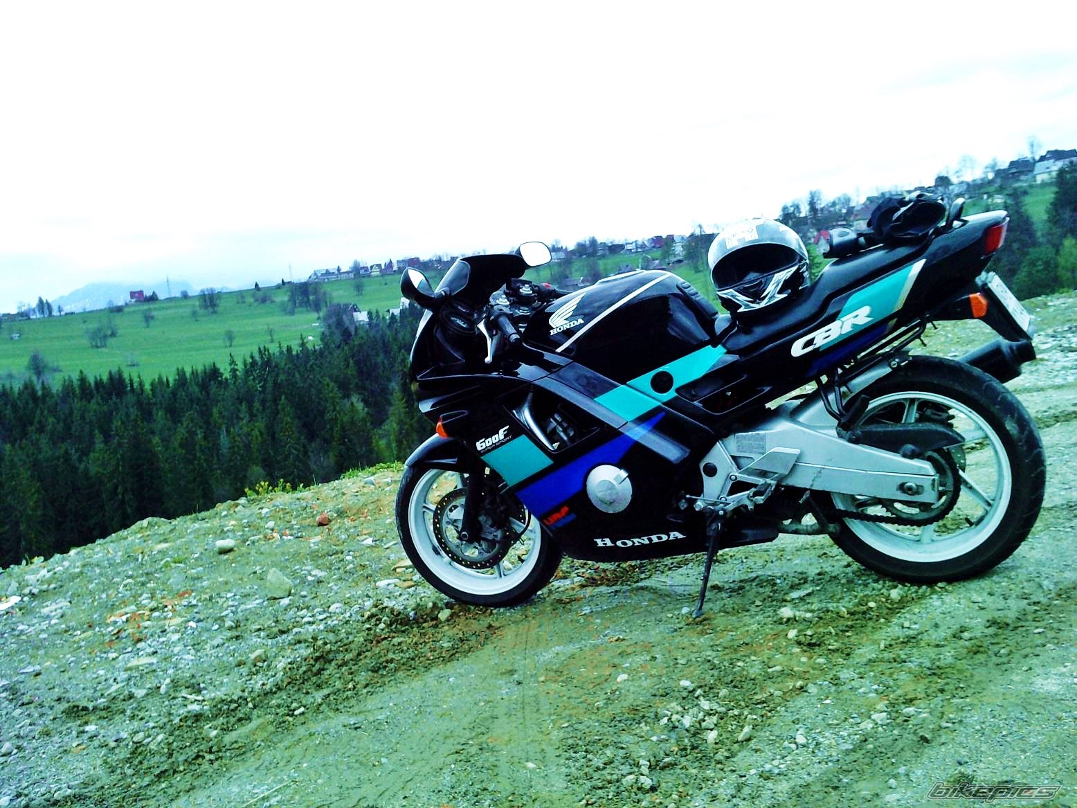 Photo 2487681
