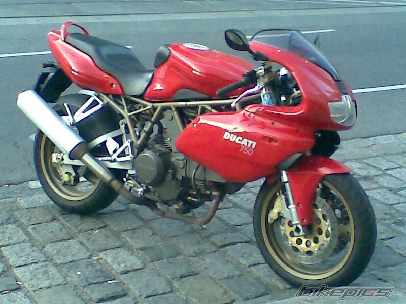 Photo 2487844
