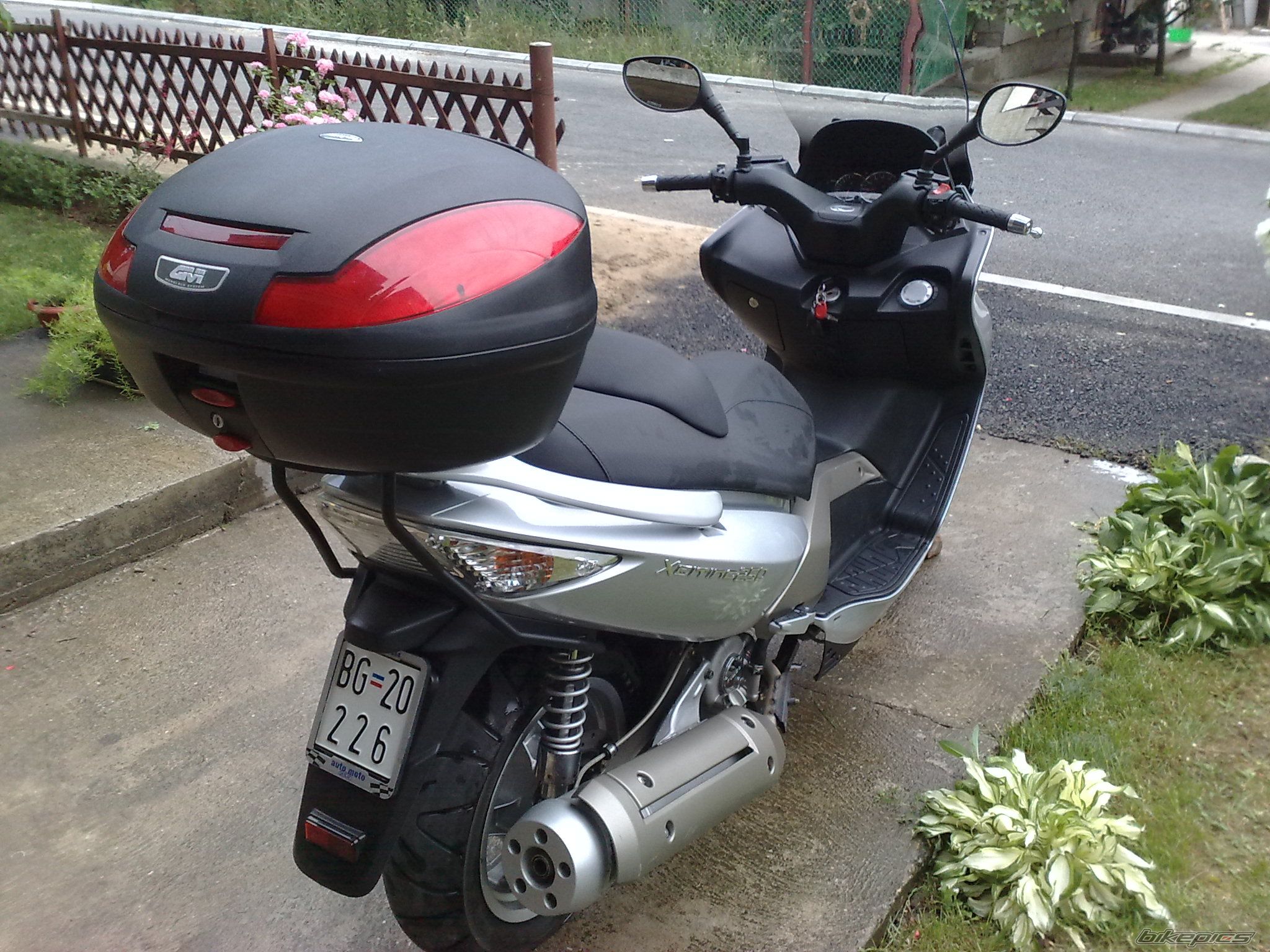 Photo 2488804
