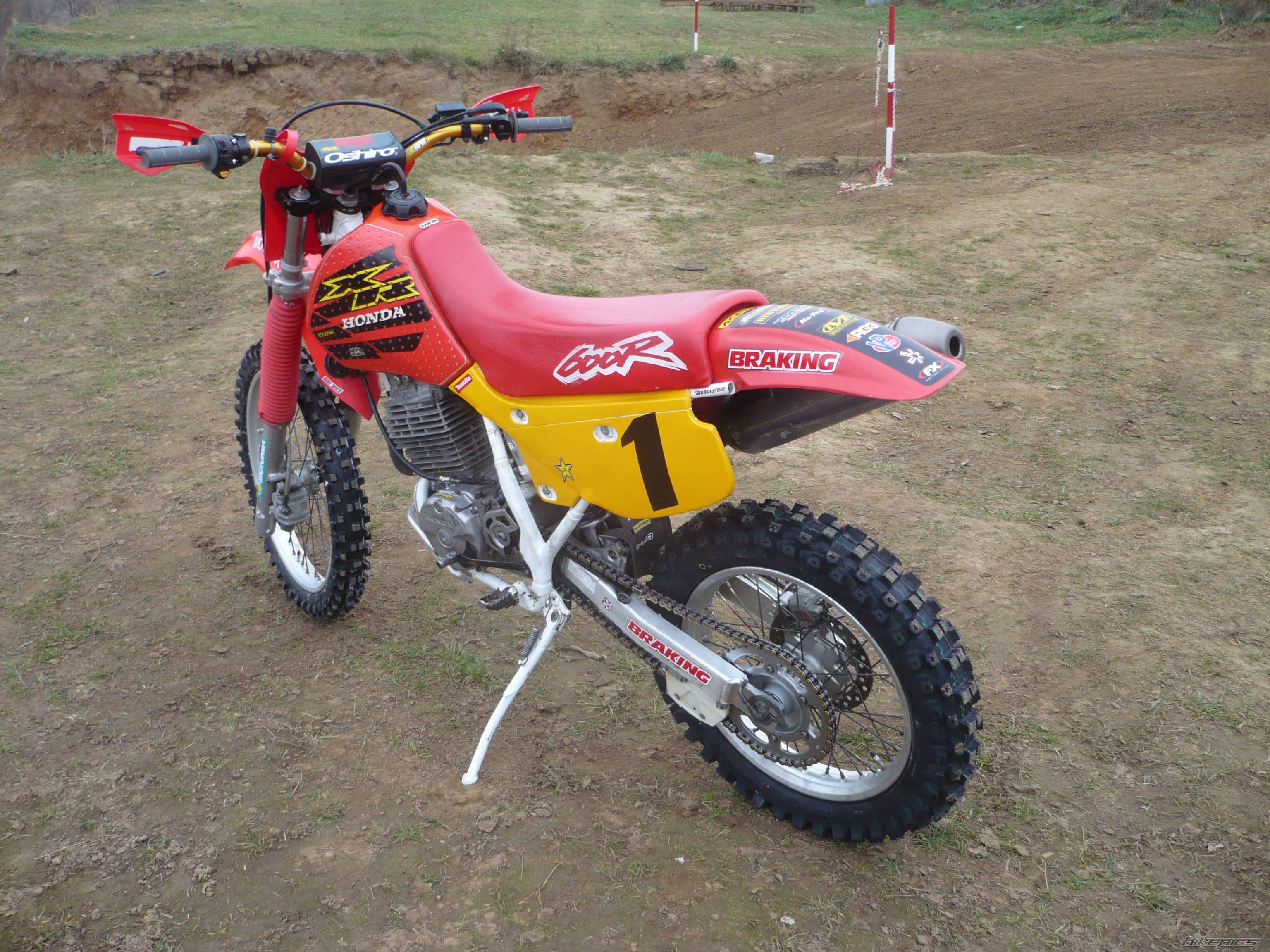 Photo 2488840