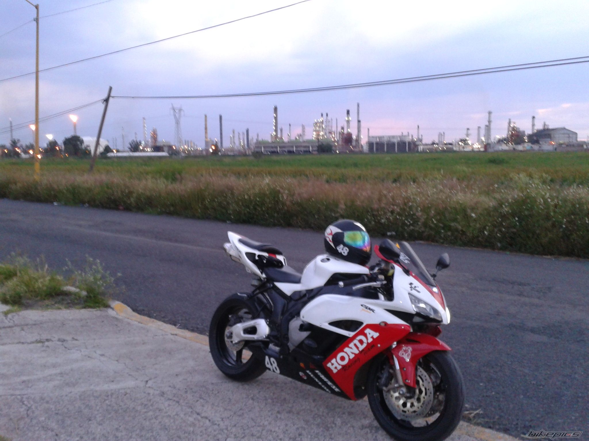 Photo 2489438