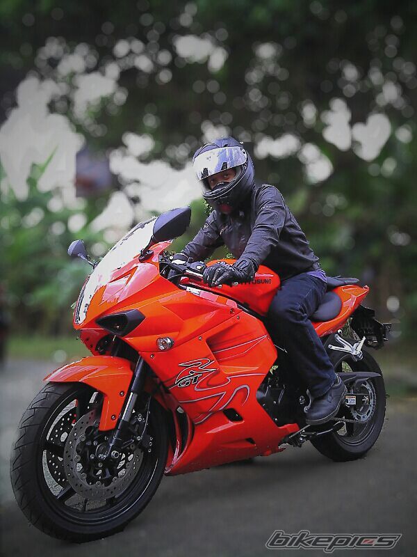 Bike Photo 2489765