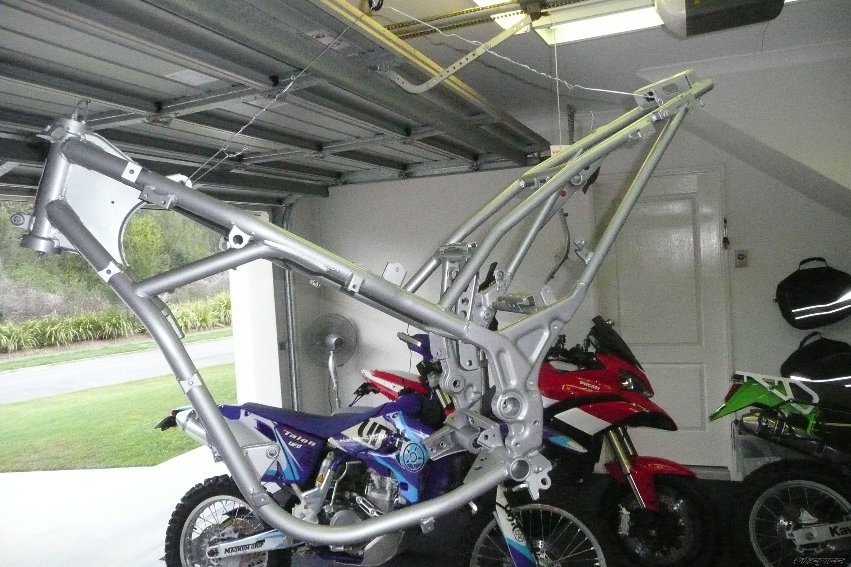 Photo 2490351