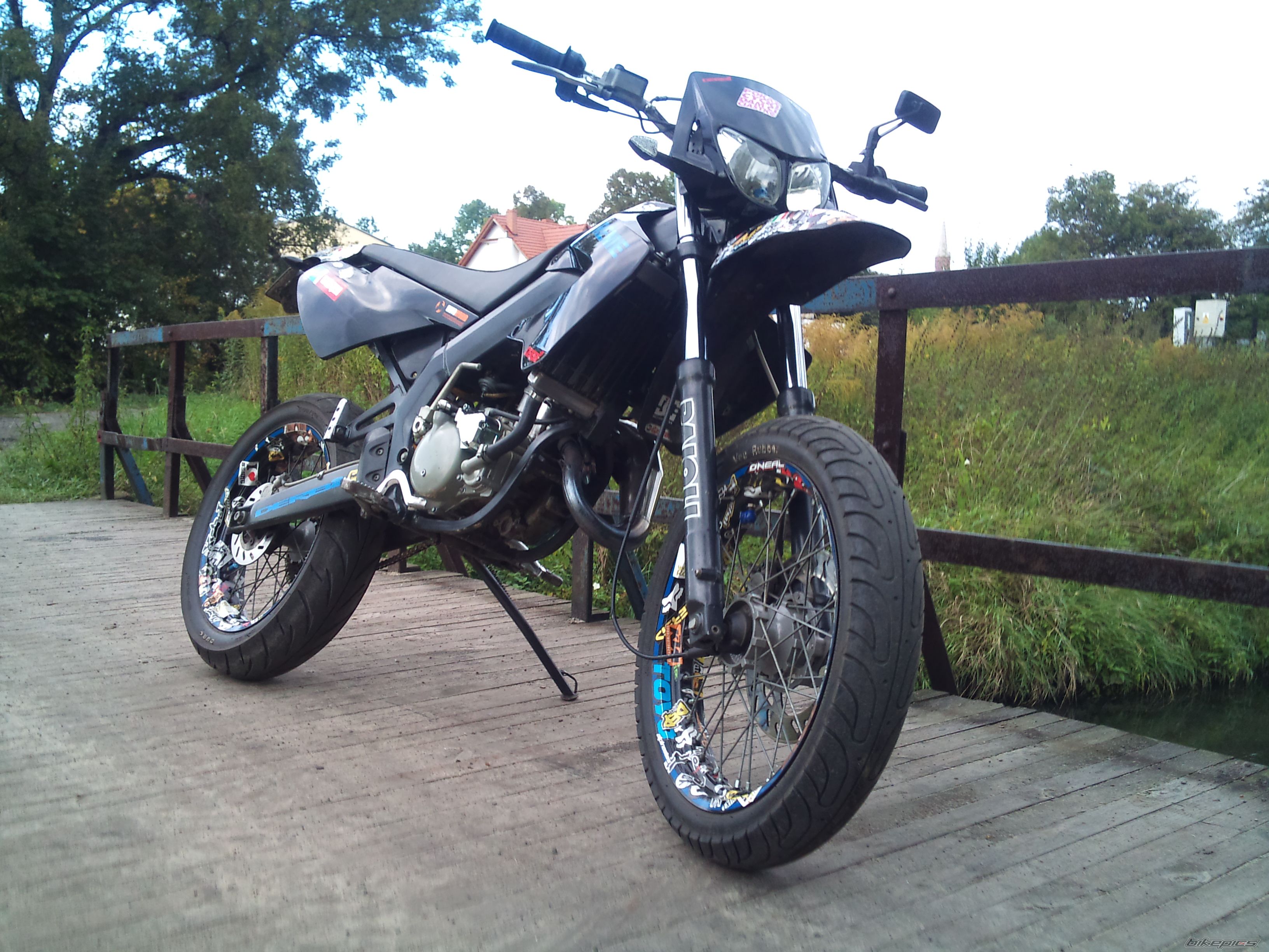 Photo 2490994