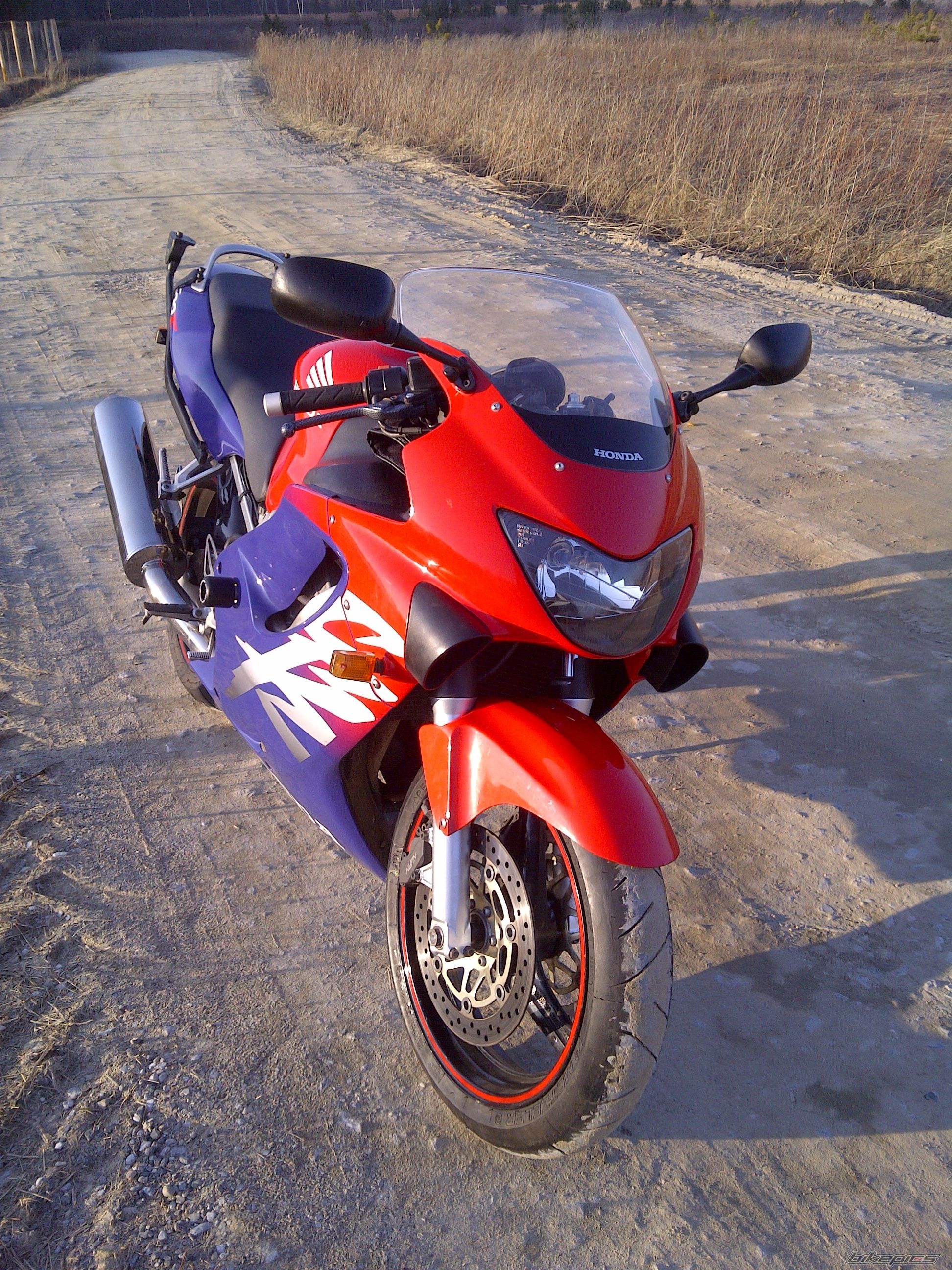 Photo 2491568