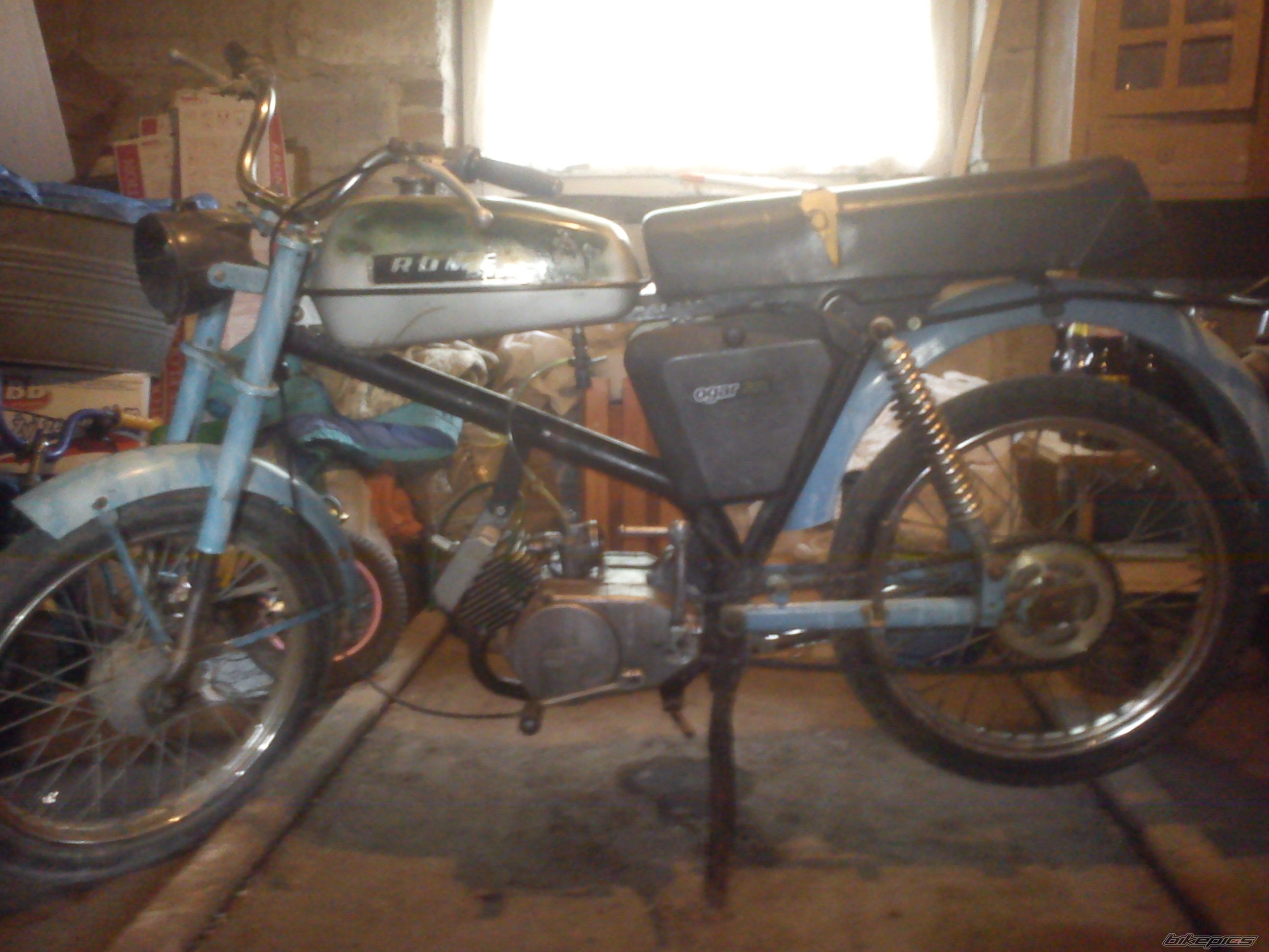 Photo 2491722