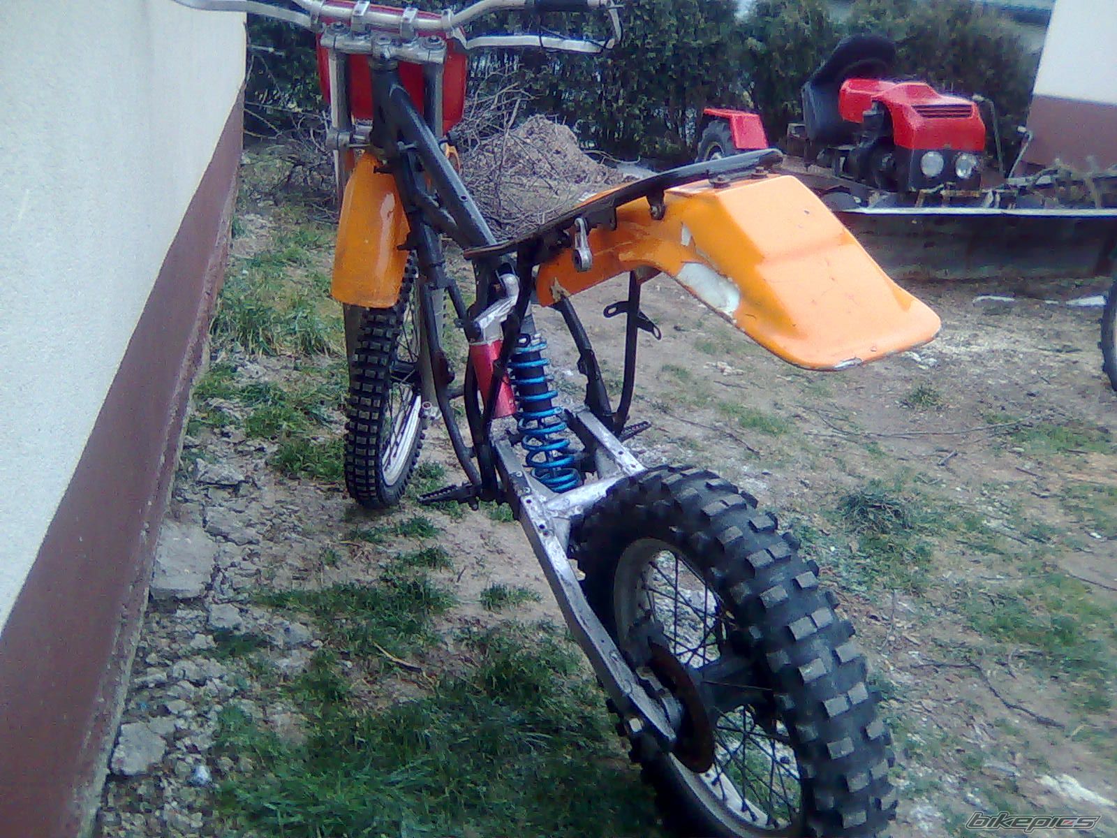 Photo 2491890