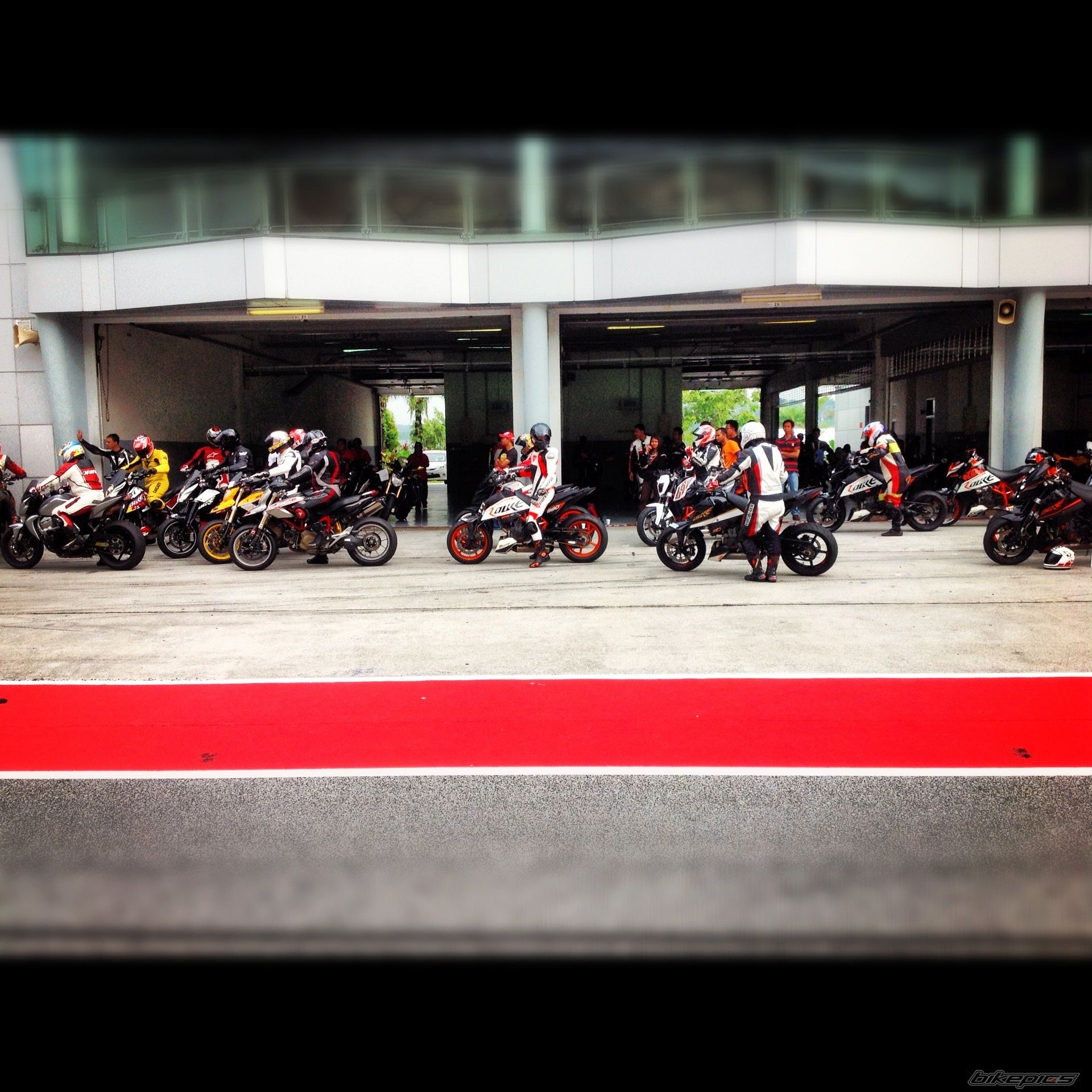 Photo 2492322