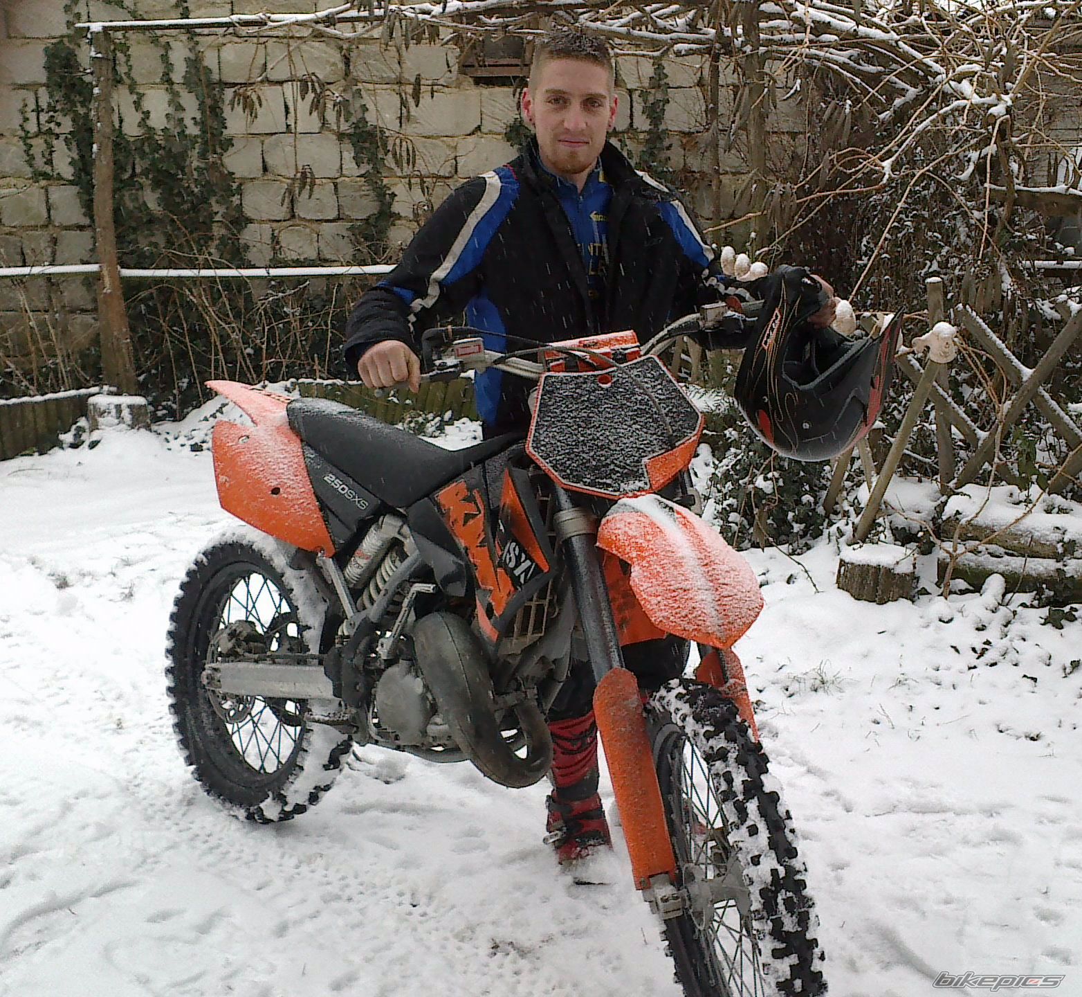 Photo 2493279